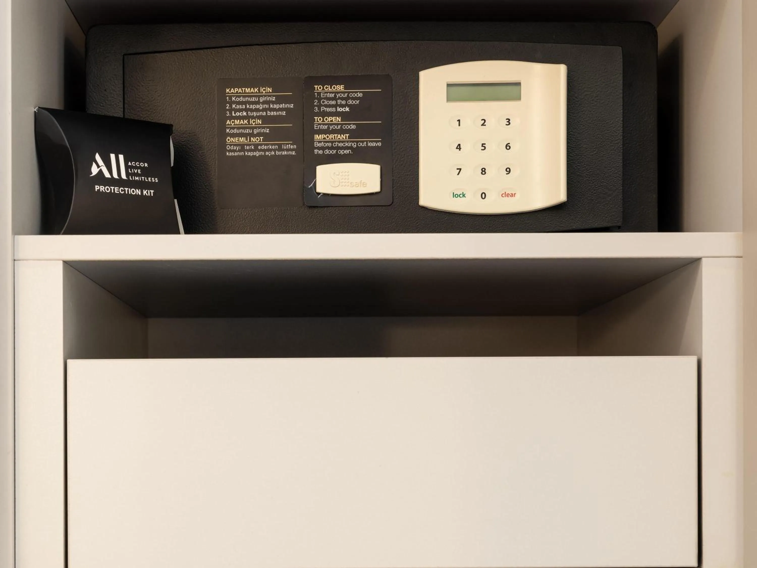 Bedroom in The Artisan Hotel Istanbul - MGallery Collection