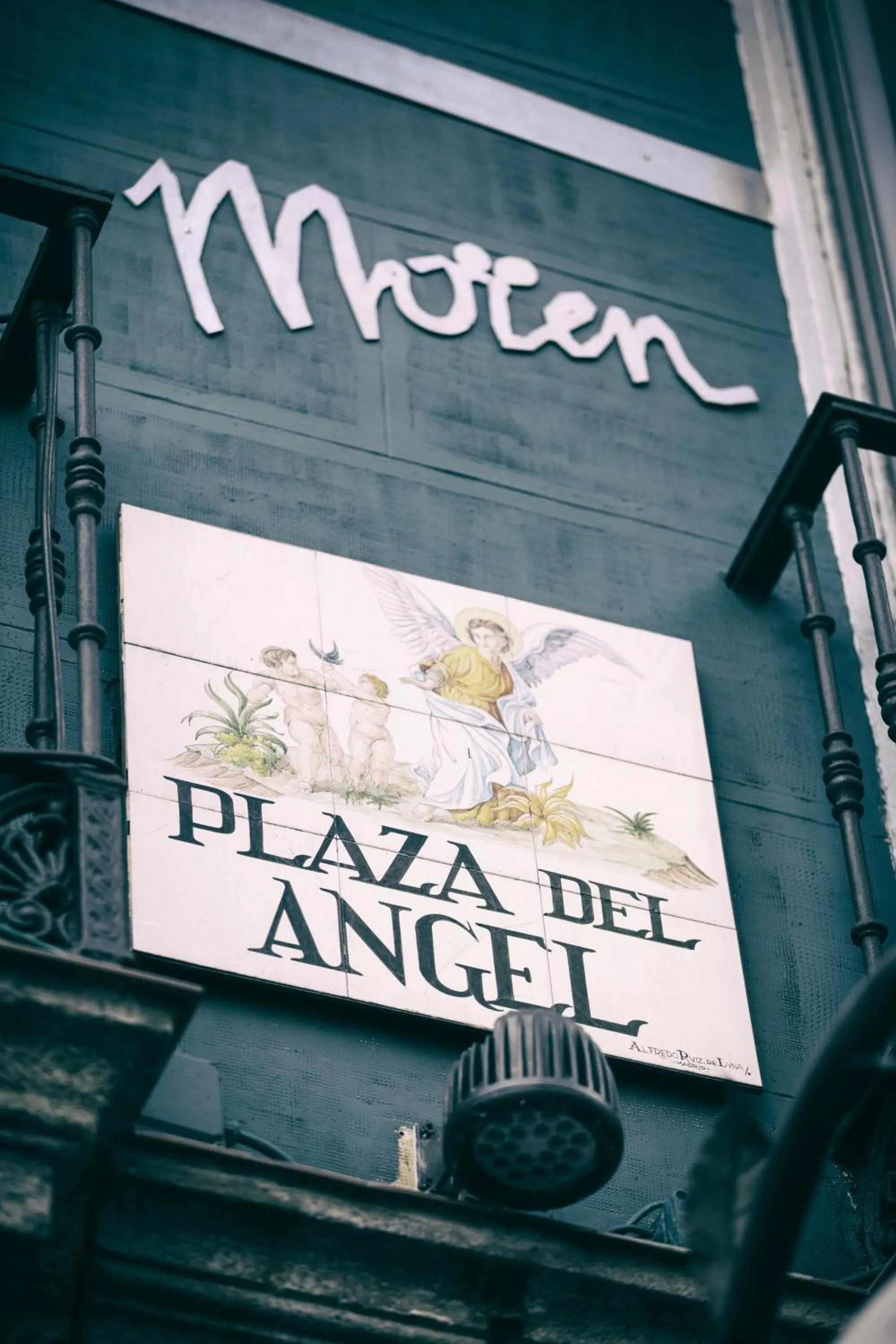 Facade/entrance in Hostal Persal