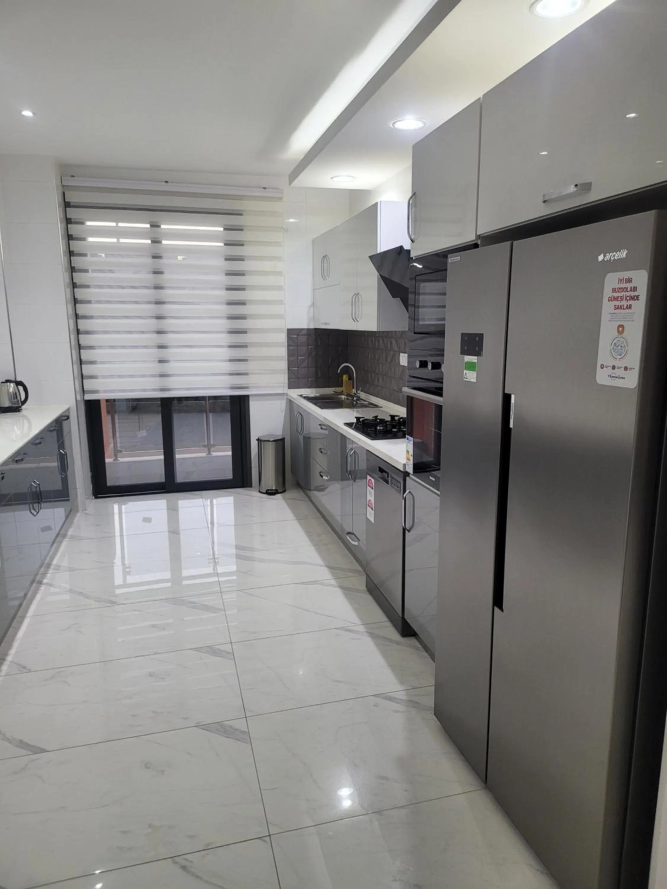 Kitchen or kitchenette in MARINA APPART Hôtel