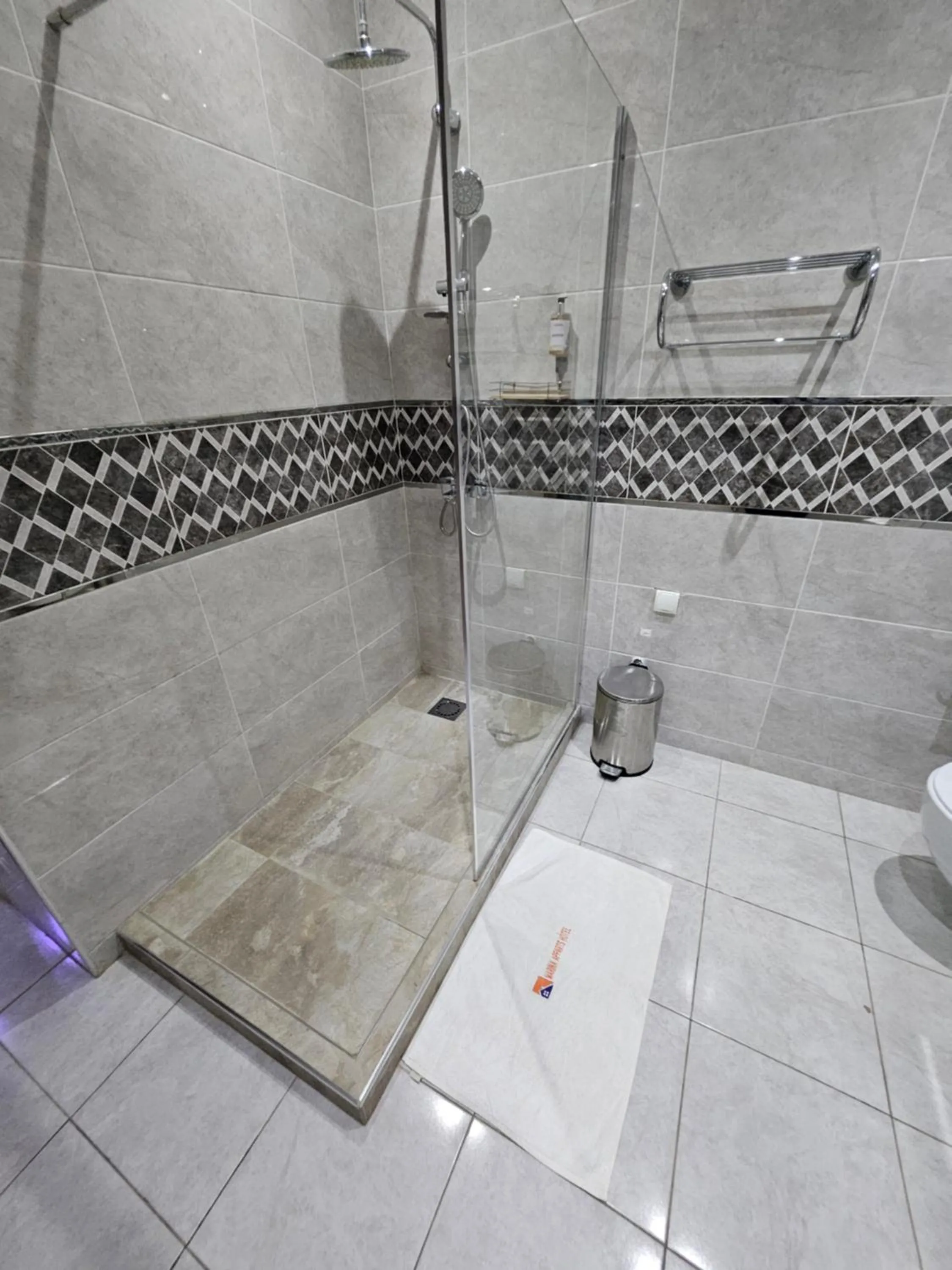 Bathroom in MARINA APPART Hôtel