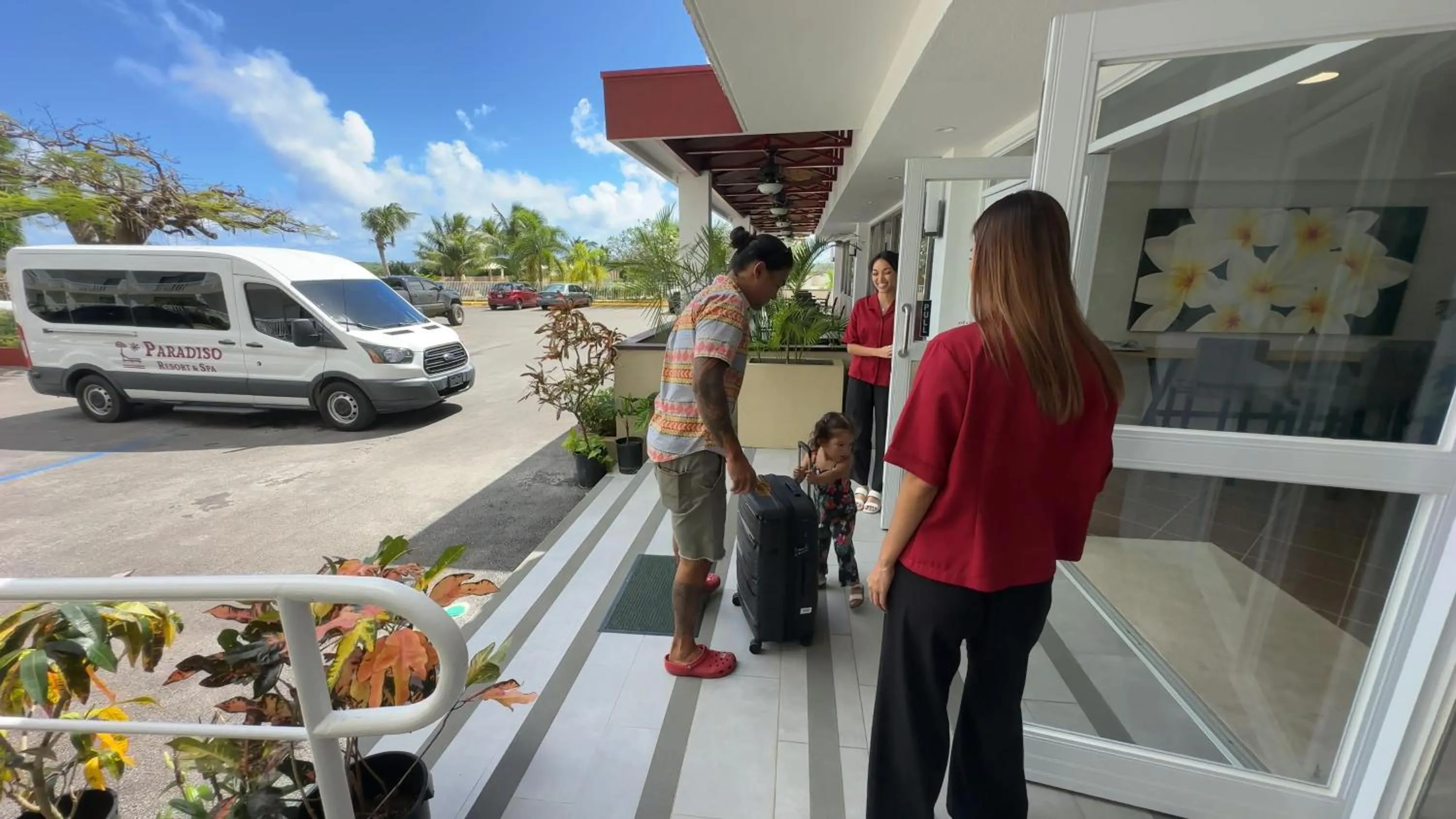 Staff in Paradiso Resort & Spa