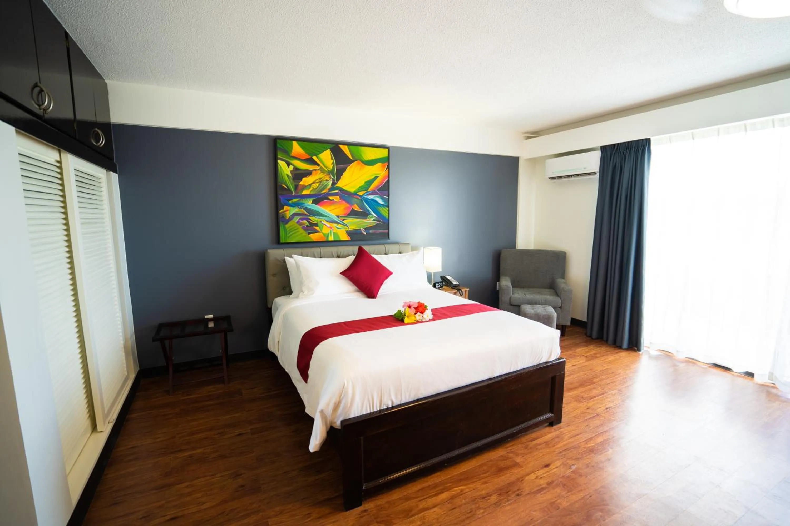 Bed in Paradiso Resort & Spa