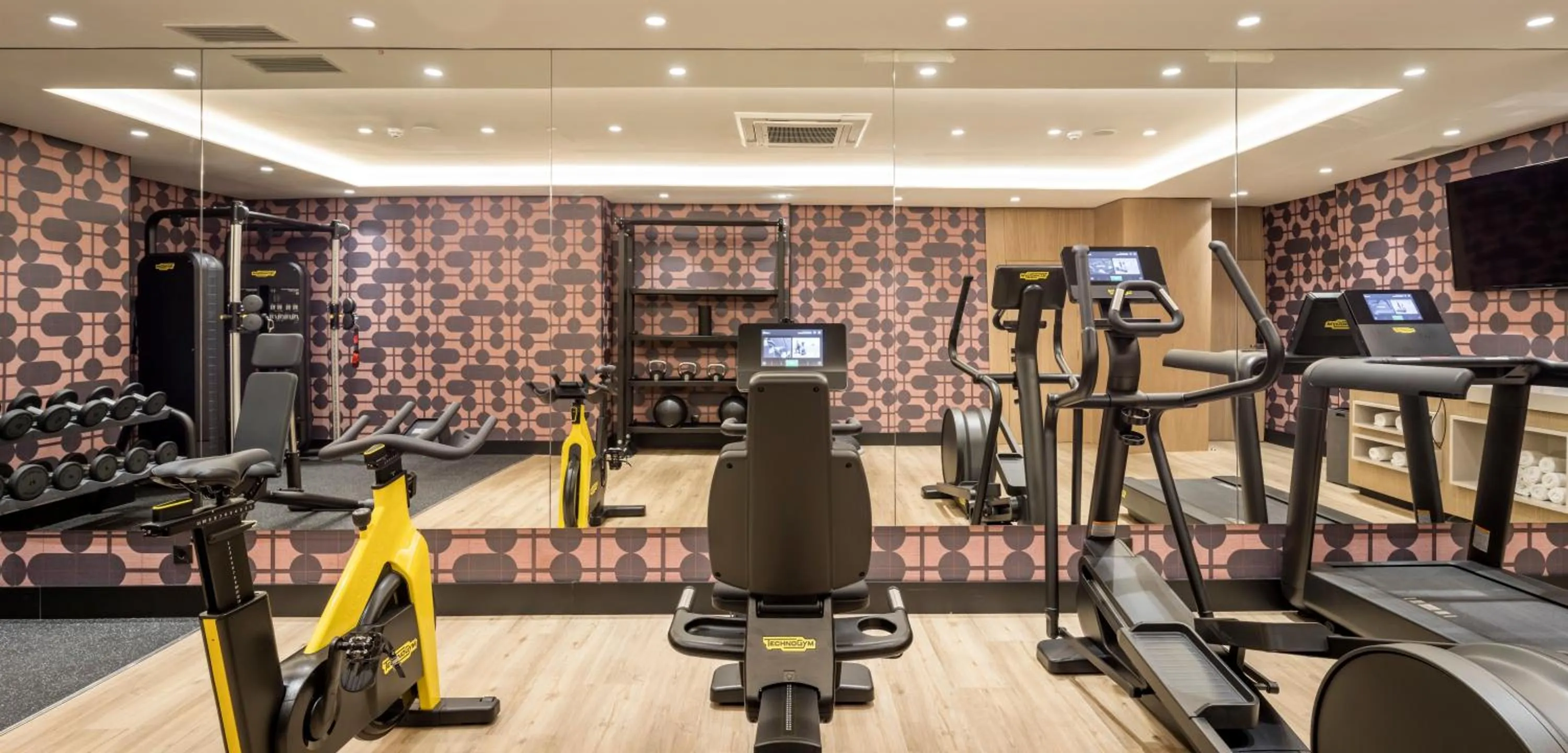 Fitness centre/facilities in Ilunion Les Corts Spa