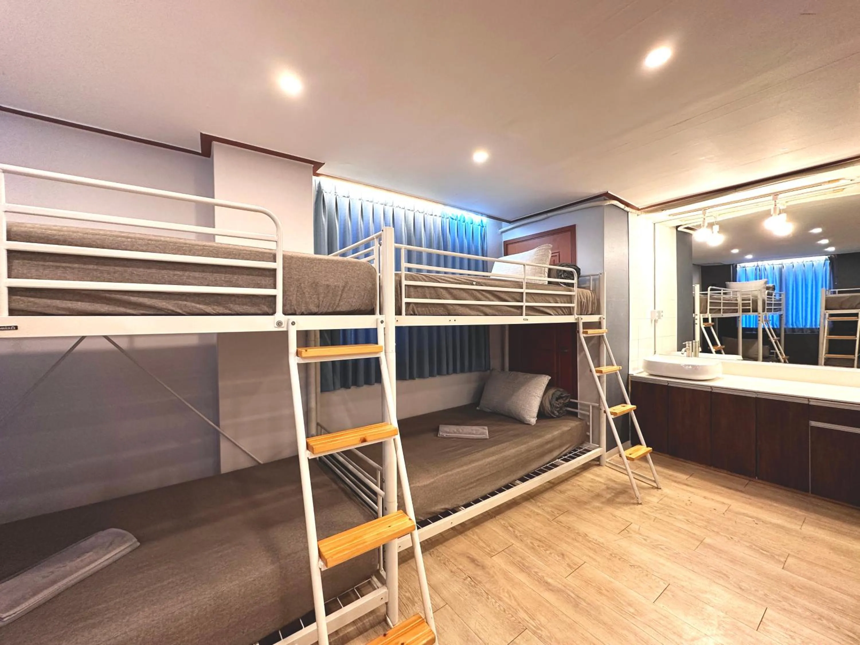 Bed in OYO Rooftop Hostel