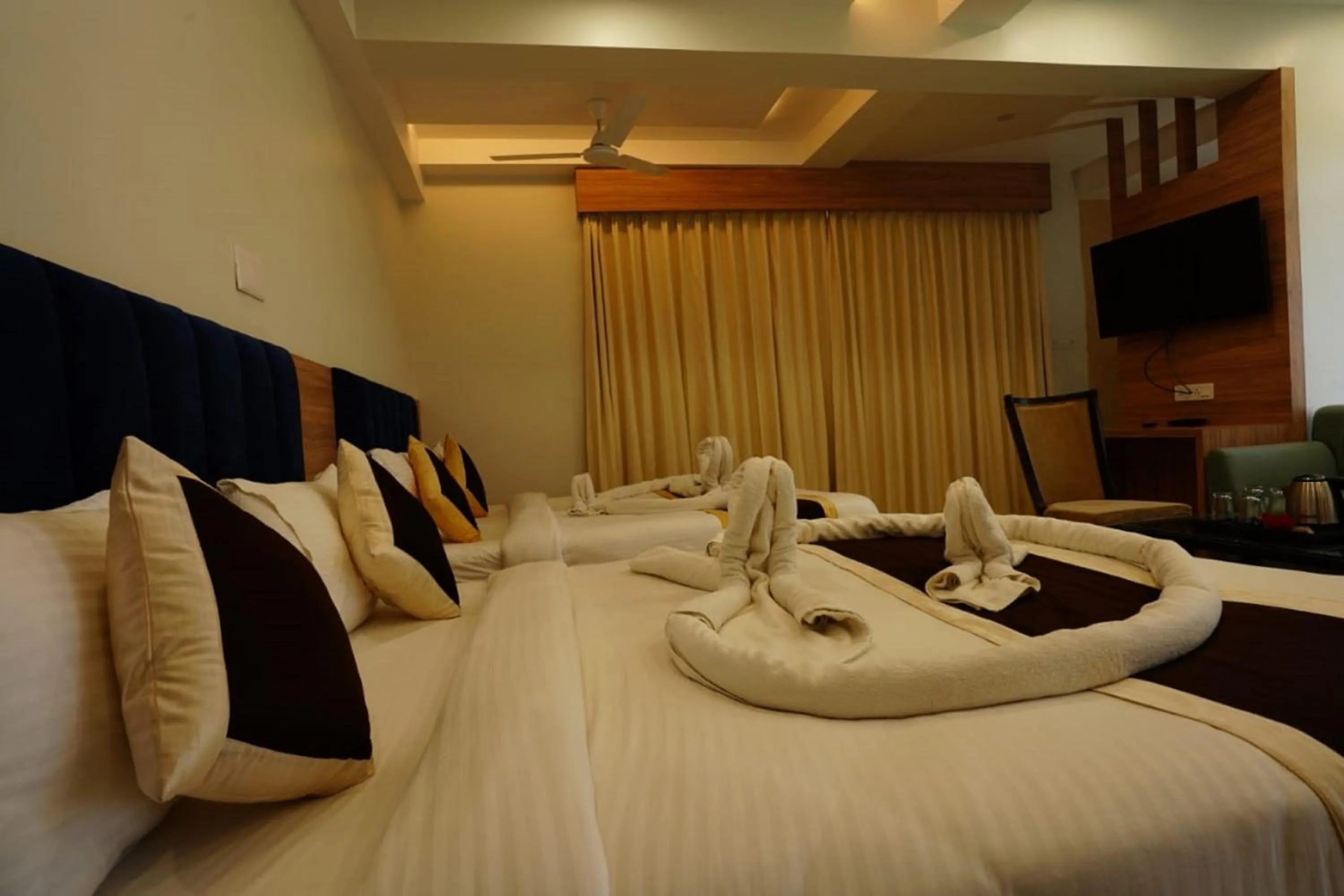 Bed in Babuji Jodhpur Palace