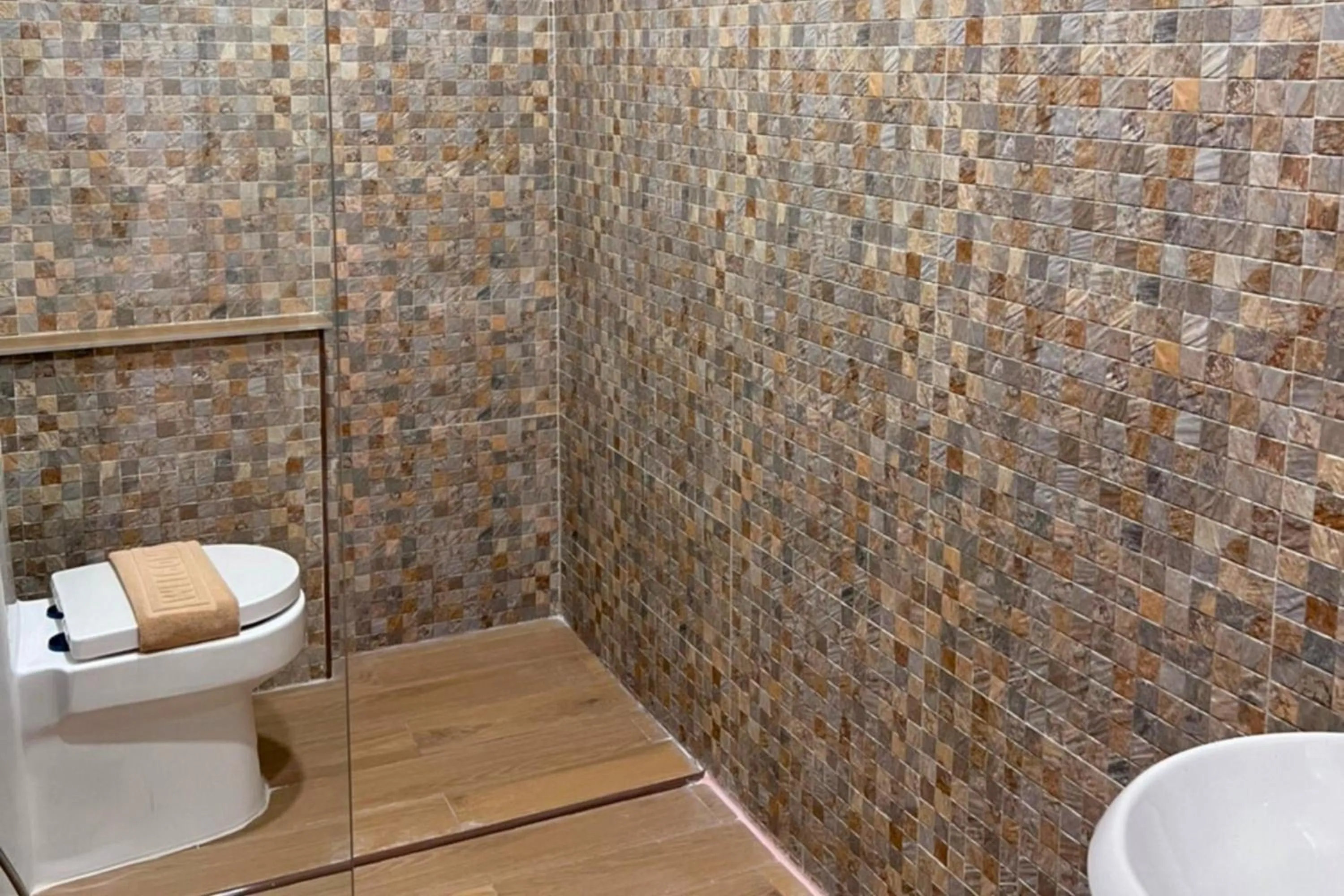 Bathroom in The Lodge Pattaya