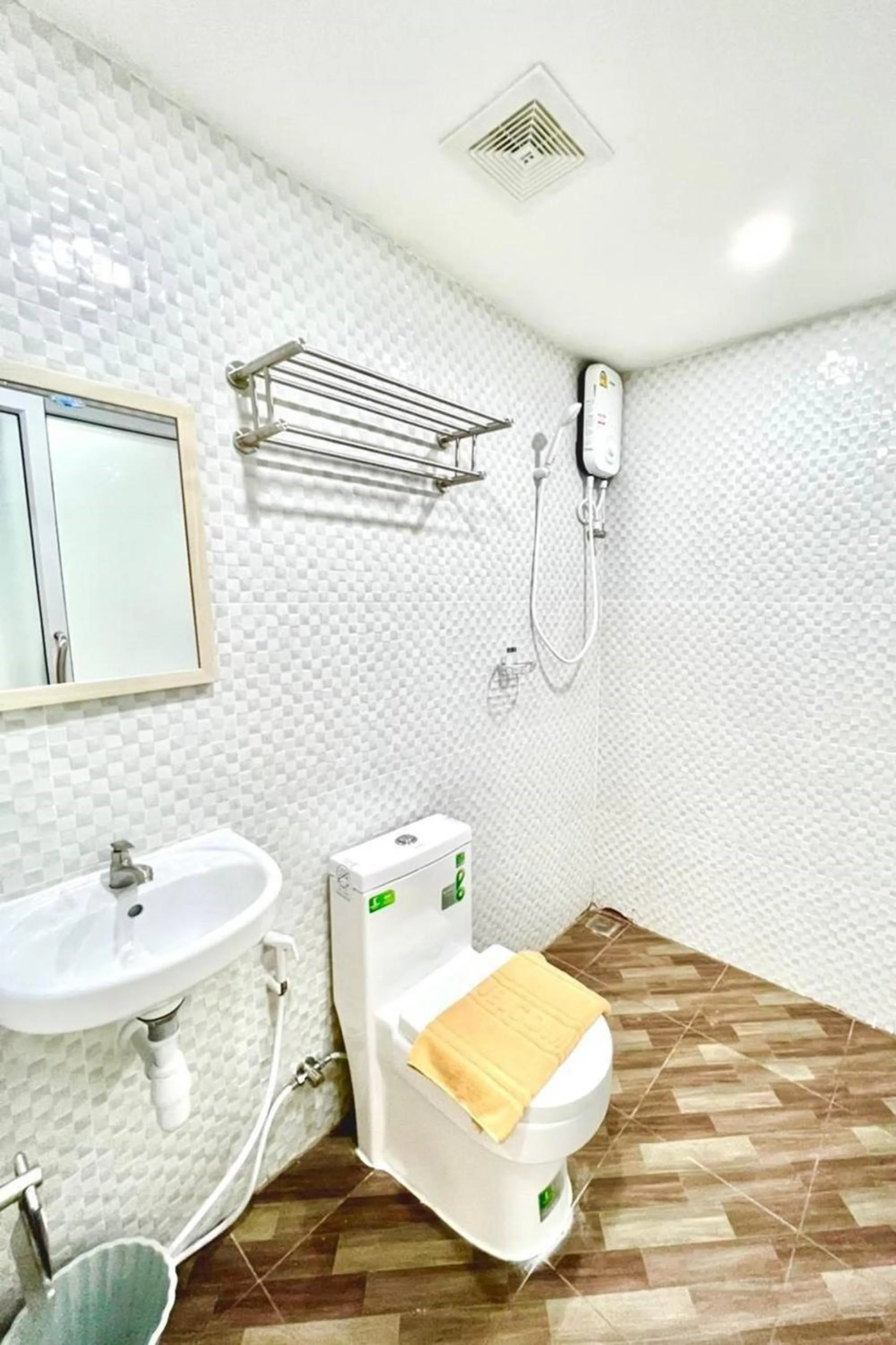 Bathroom in The Lodge Pattaya