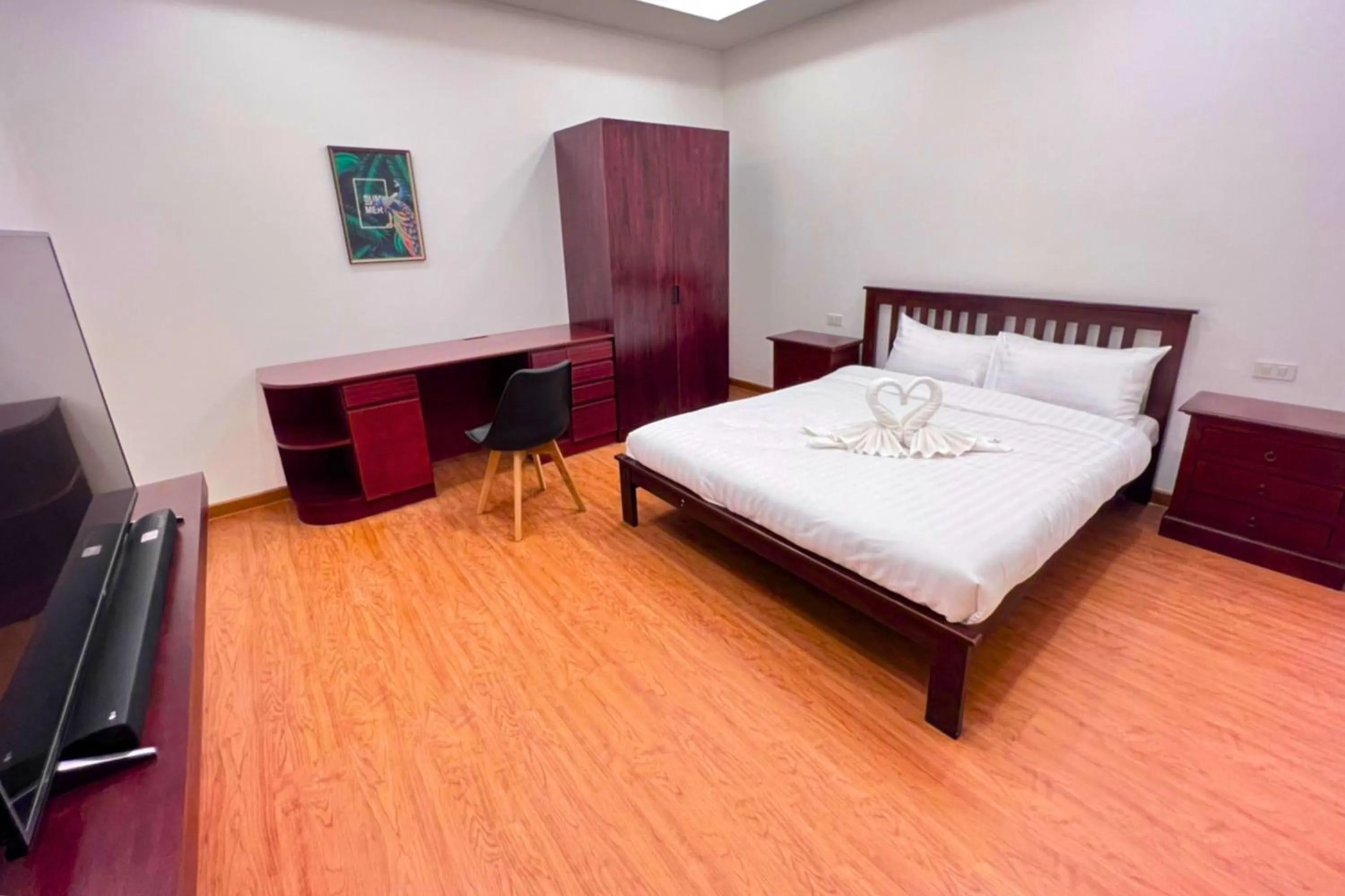 Bedroom, Bed in The Lodge Pattaya