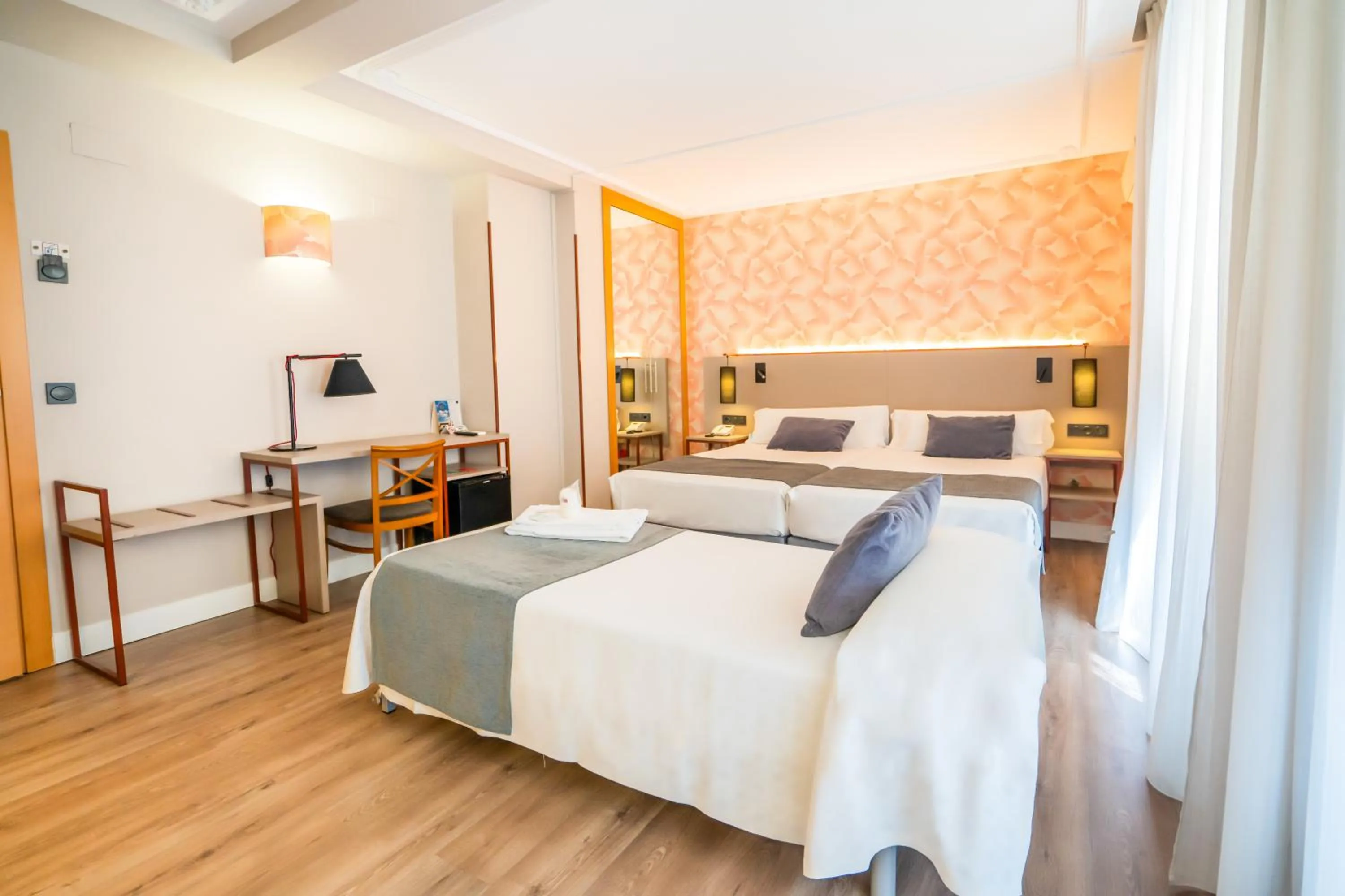 Photo of the whole room, Bed in Hotel Castilla Vieja