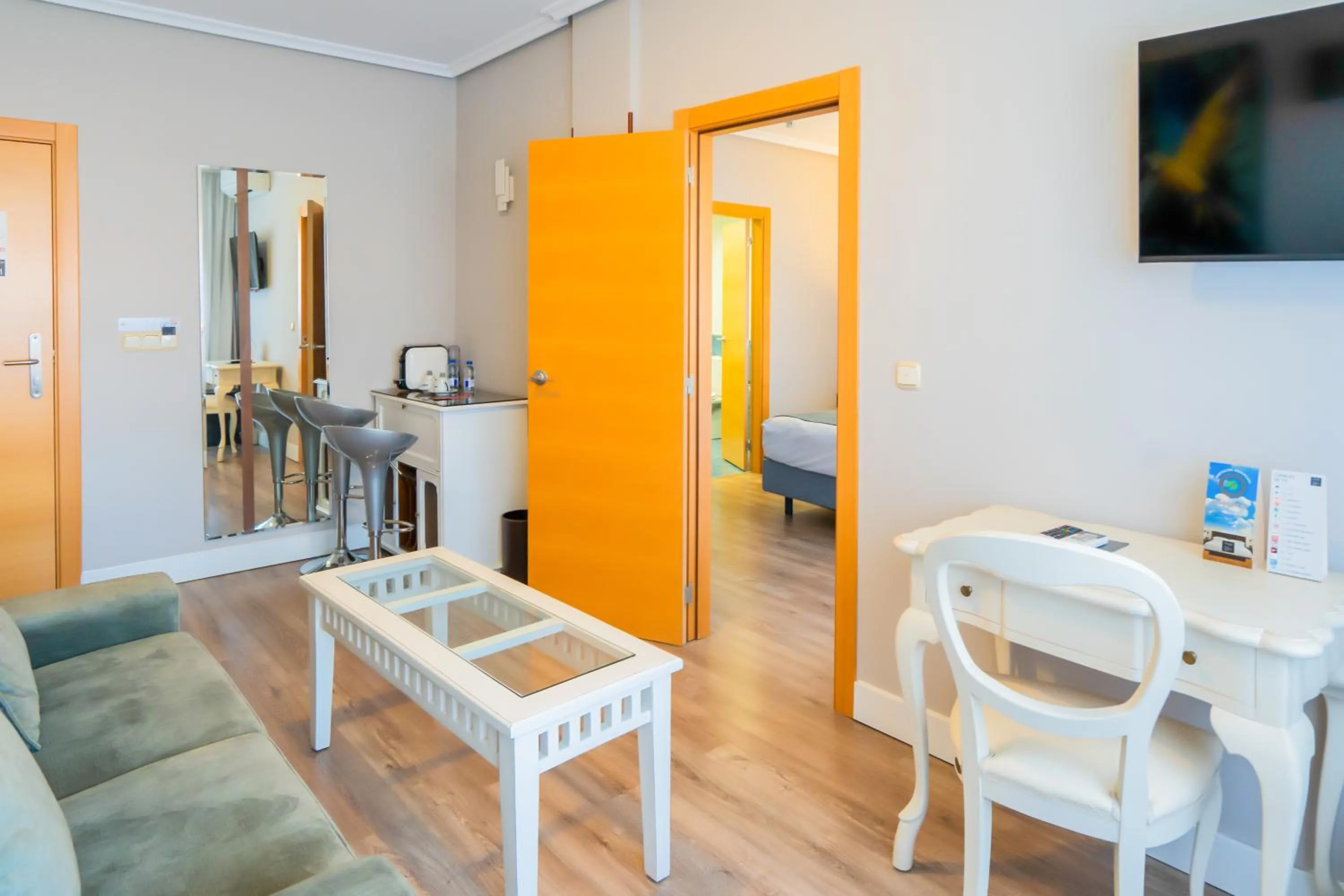 Seating area in Hotel Castilla Vieja