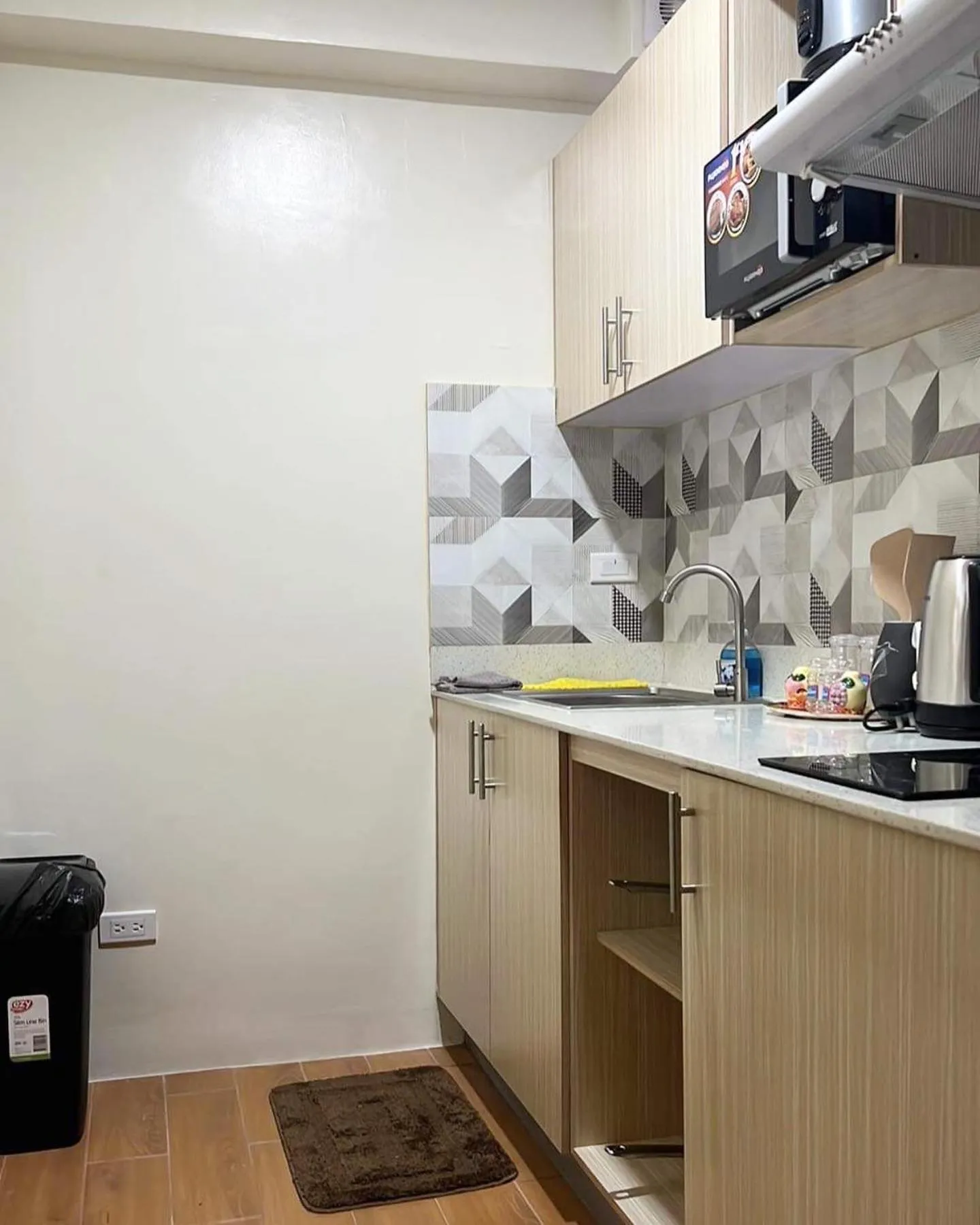 Kitchen or kitchenette in 4th- Sea View of Seawind Condominium