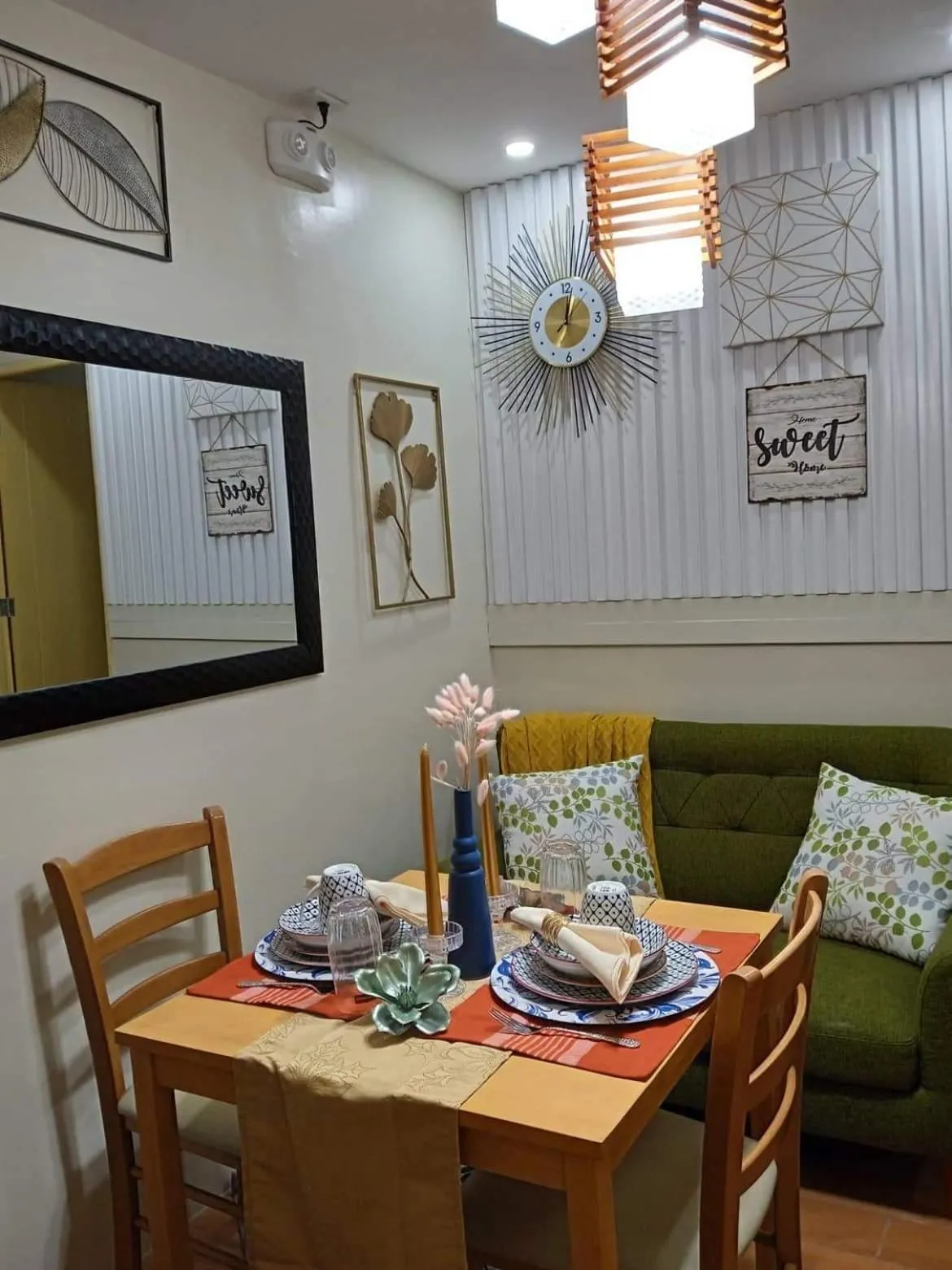 Dining area in 4th- Sea View of Seawind Condominium