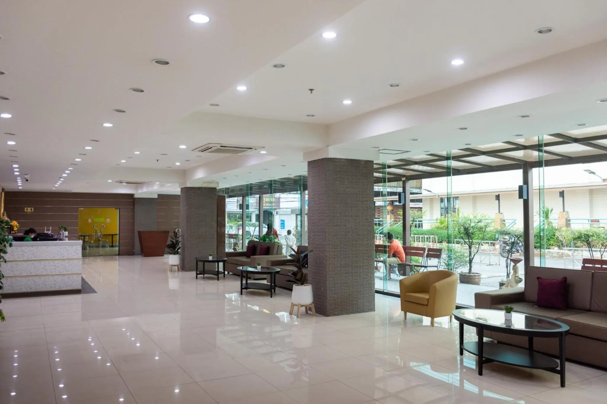 Lobby or reception in Mayflower Grand Hotel Korat