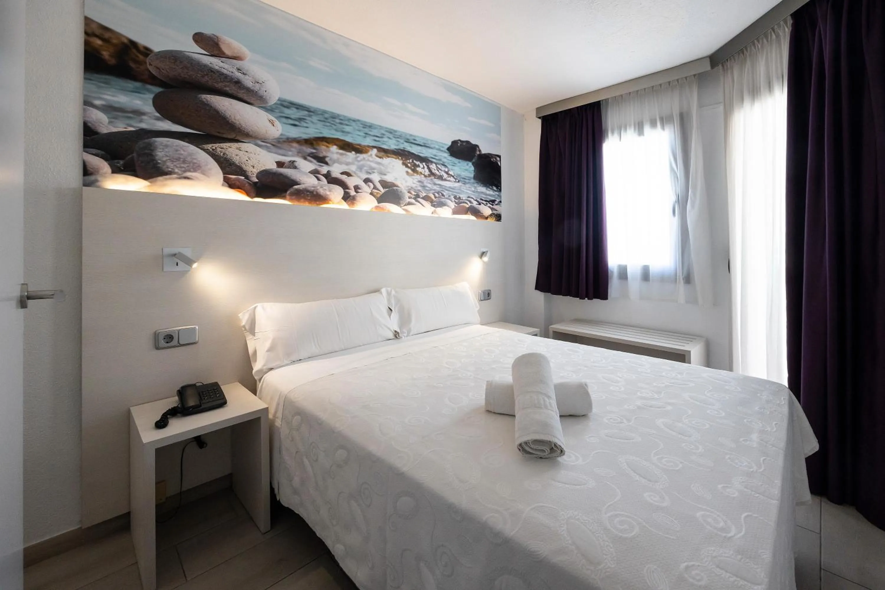 Bedroom, Bed in Aparthotel Miami Park