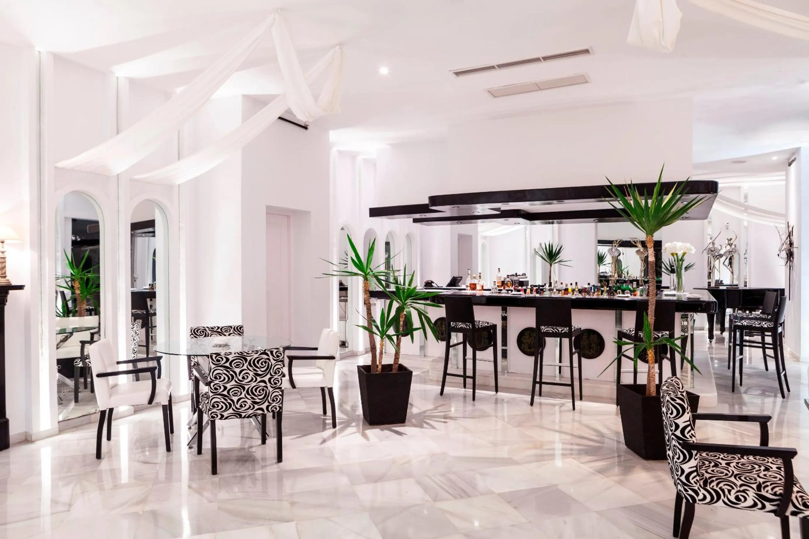 Hotel Suites Albayzin Del Mar