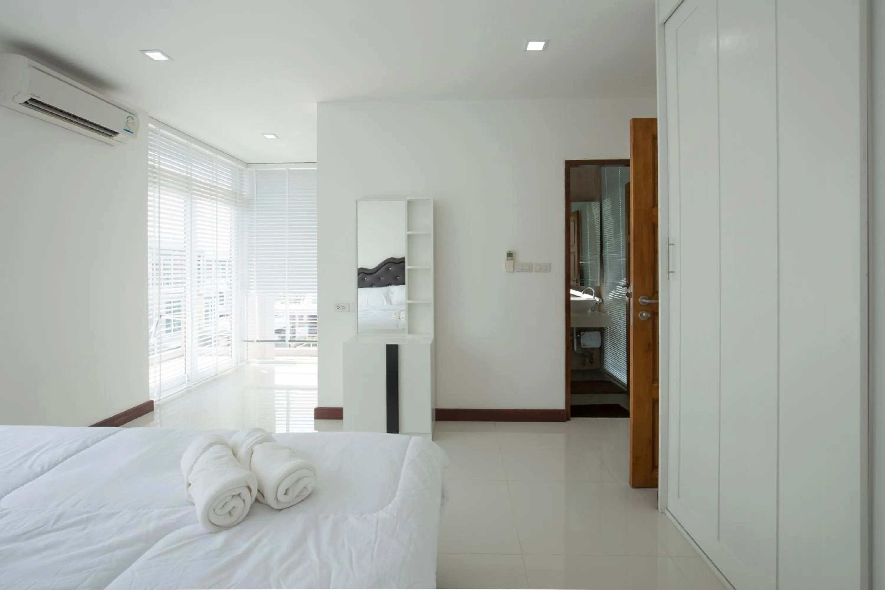 Bedroom, Bed in Luxury Pool Villa at Golden Sea Hua Hin