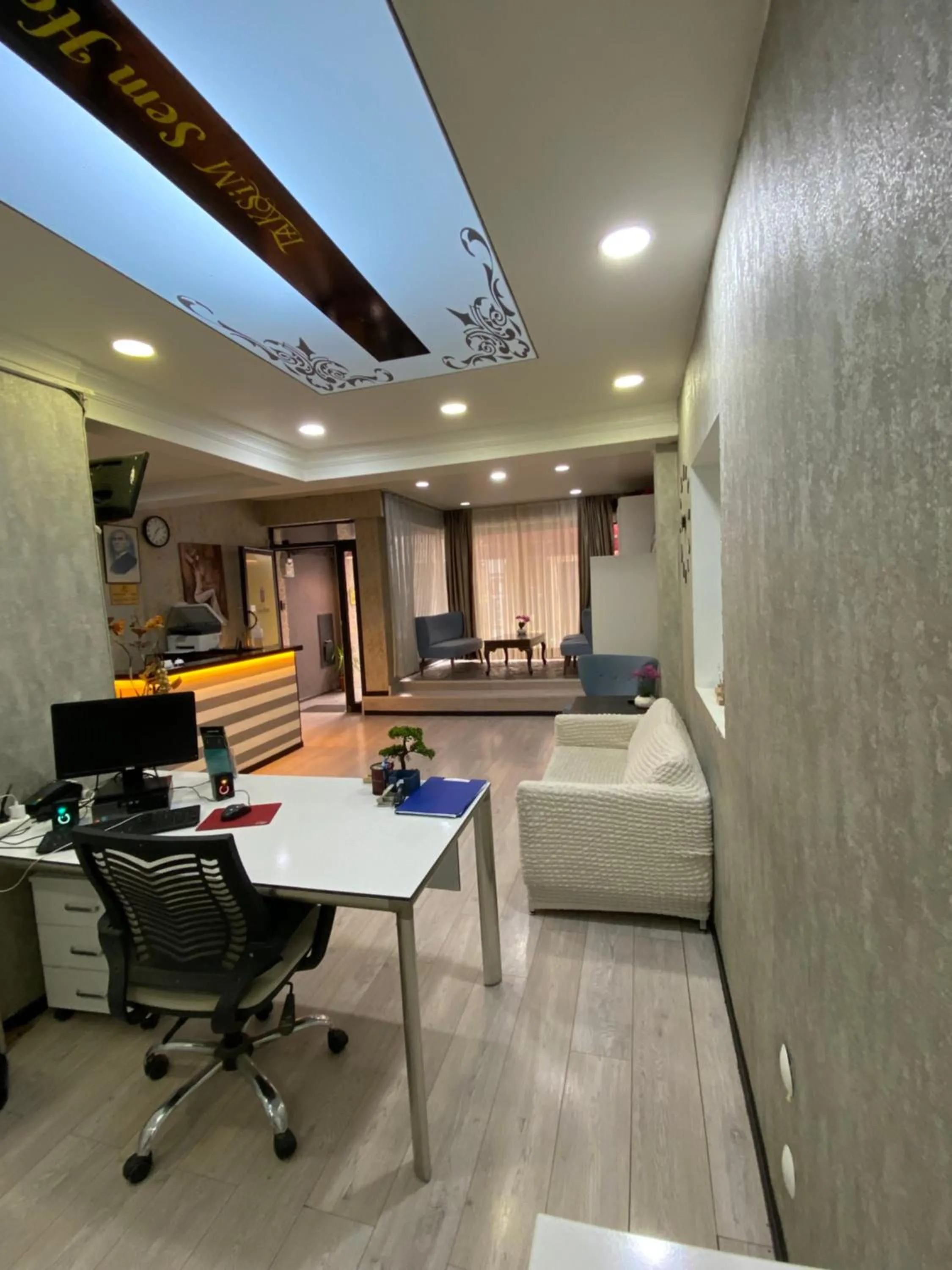 Lobby or reception in TAKSİM SEM HOTEL