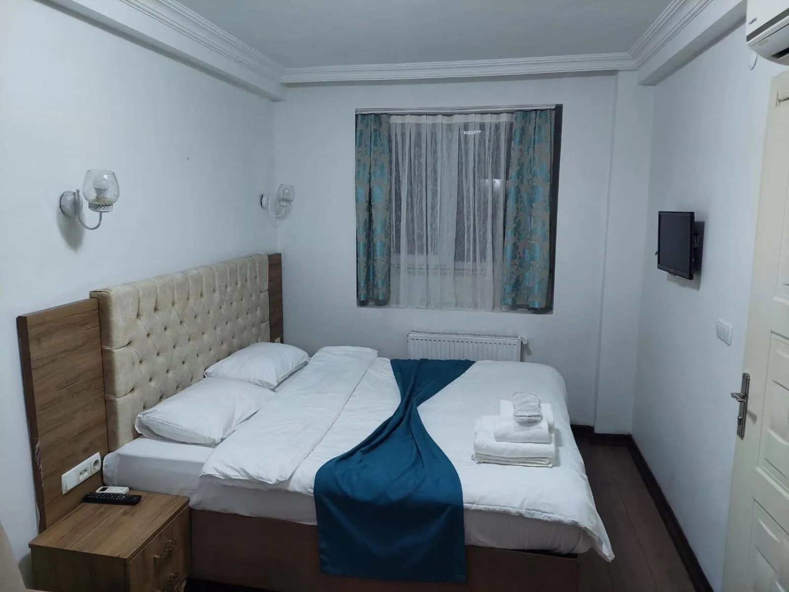 Bed in TAKSİM SEM HOTEL