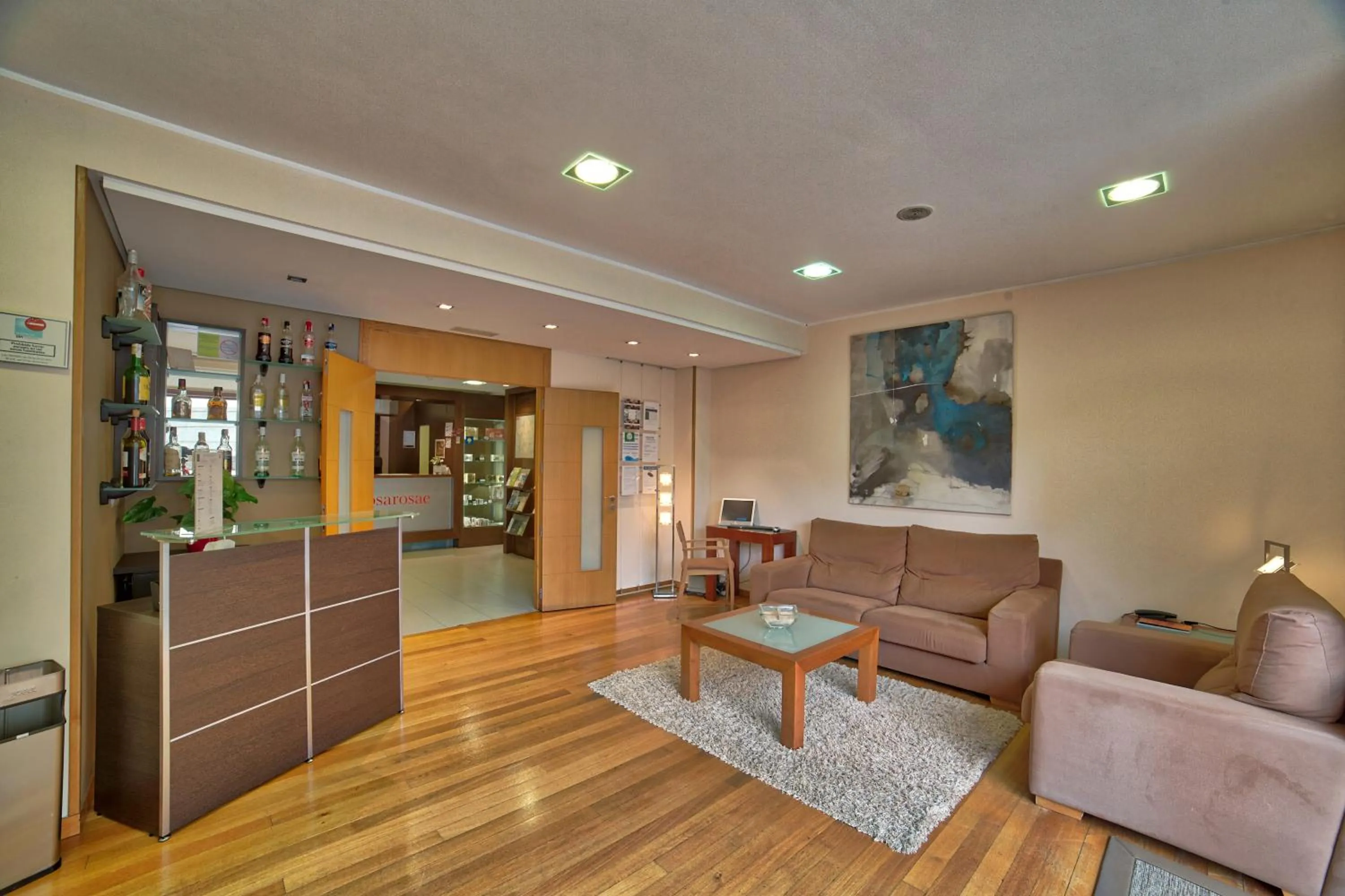 Communal lounge/ TV room in PR Rosa Rosae