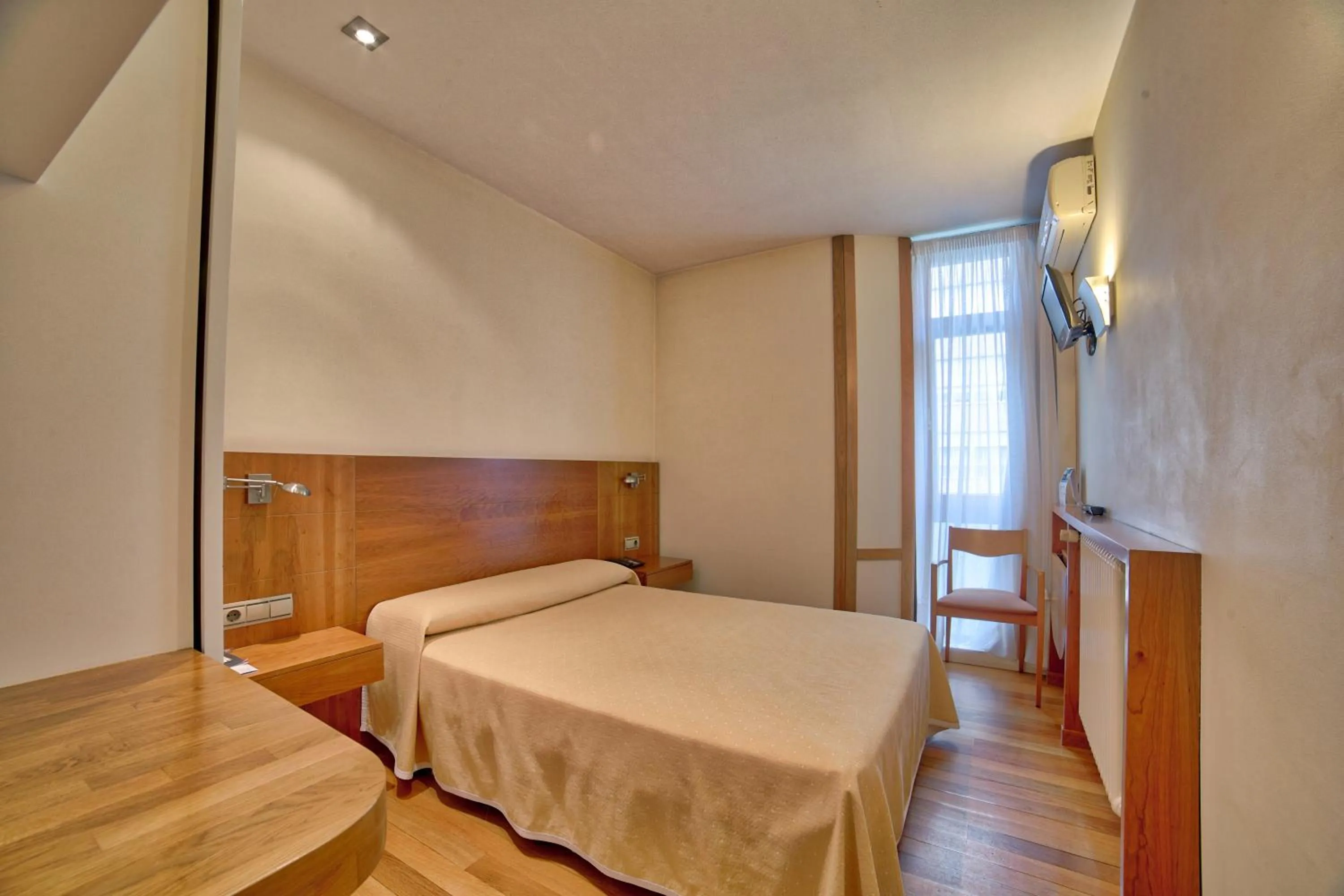 Bedroom, Bed in PR Rosa Rosae