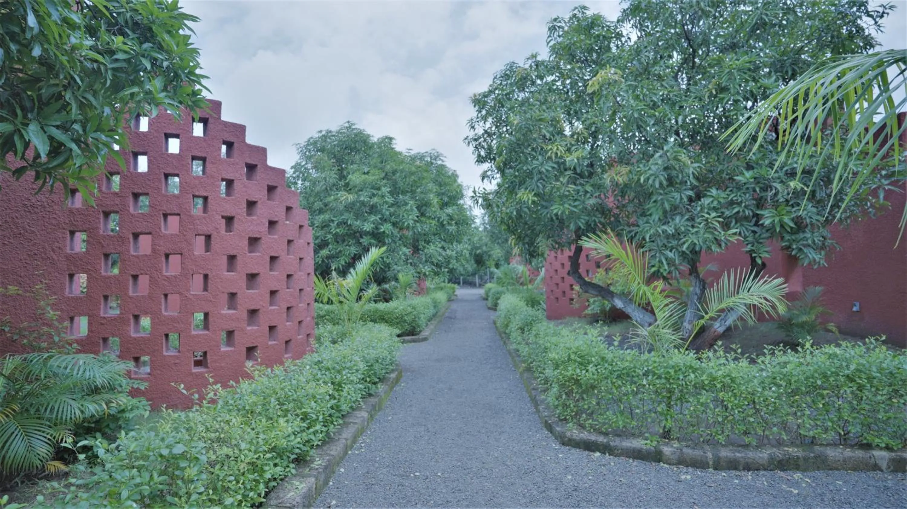Garden in Amraness Luxury Resort Sasan Gir