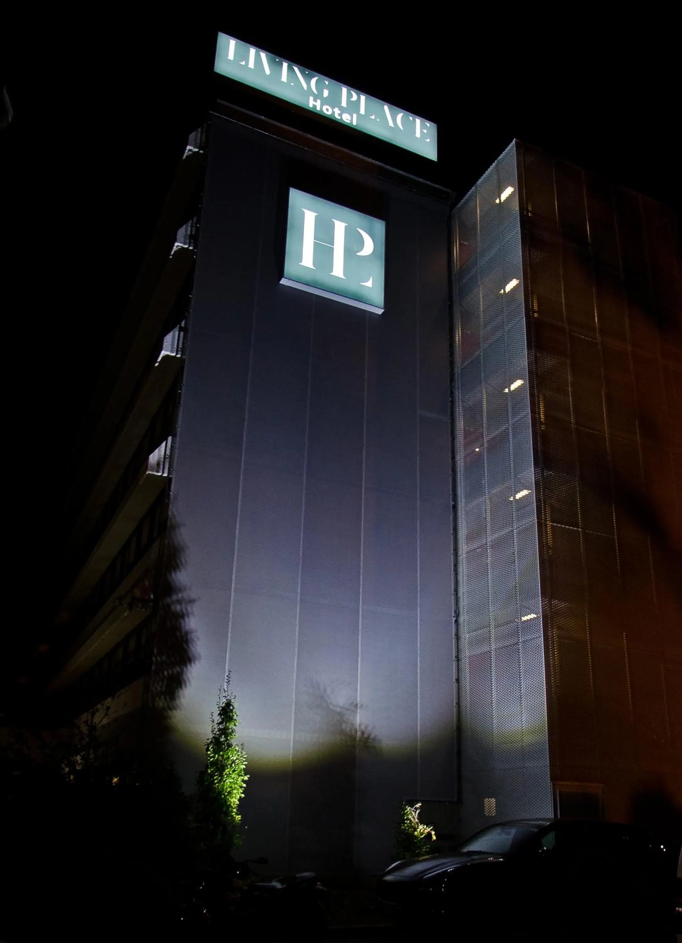 Facade/entrance in Living Place Hotel