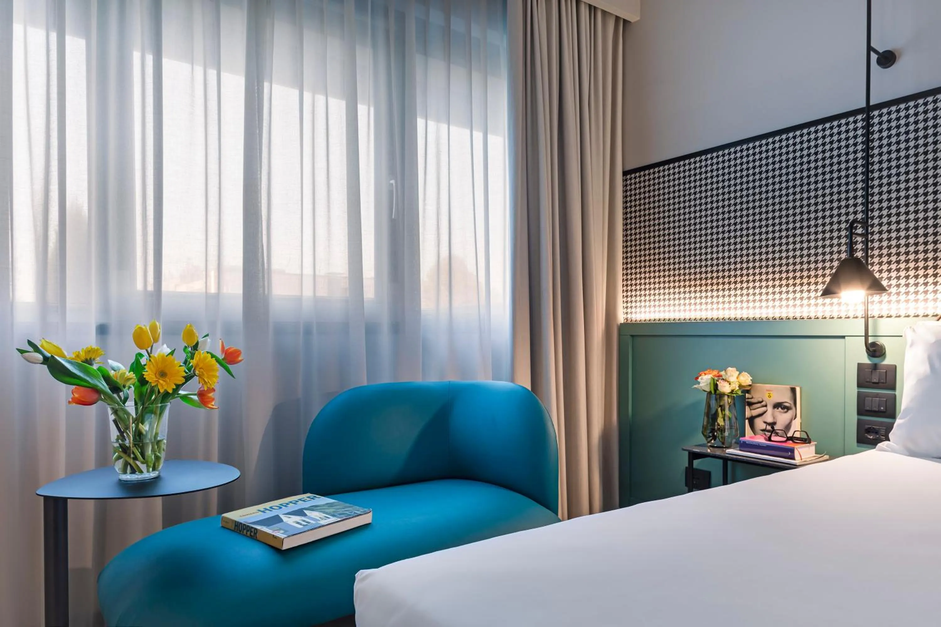 Bedroom, Bed in Living Place Hotel