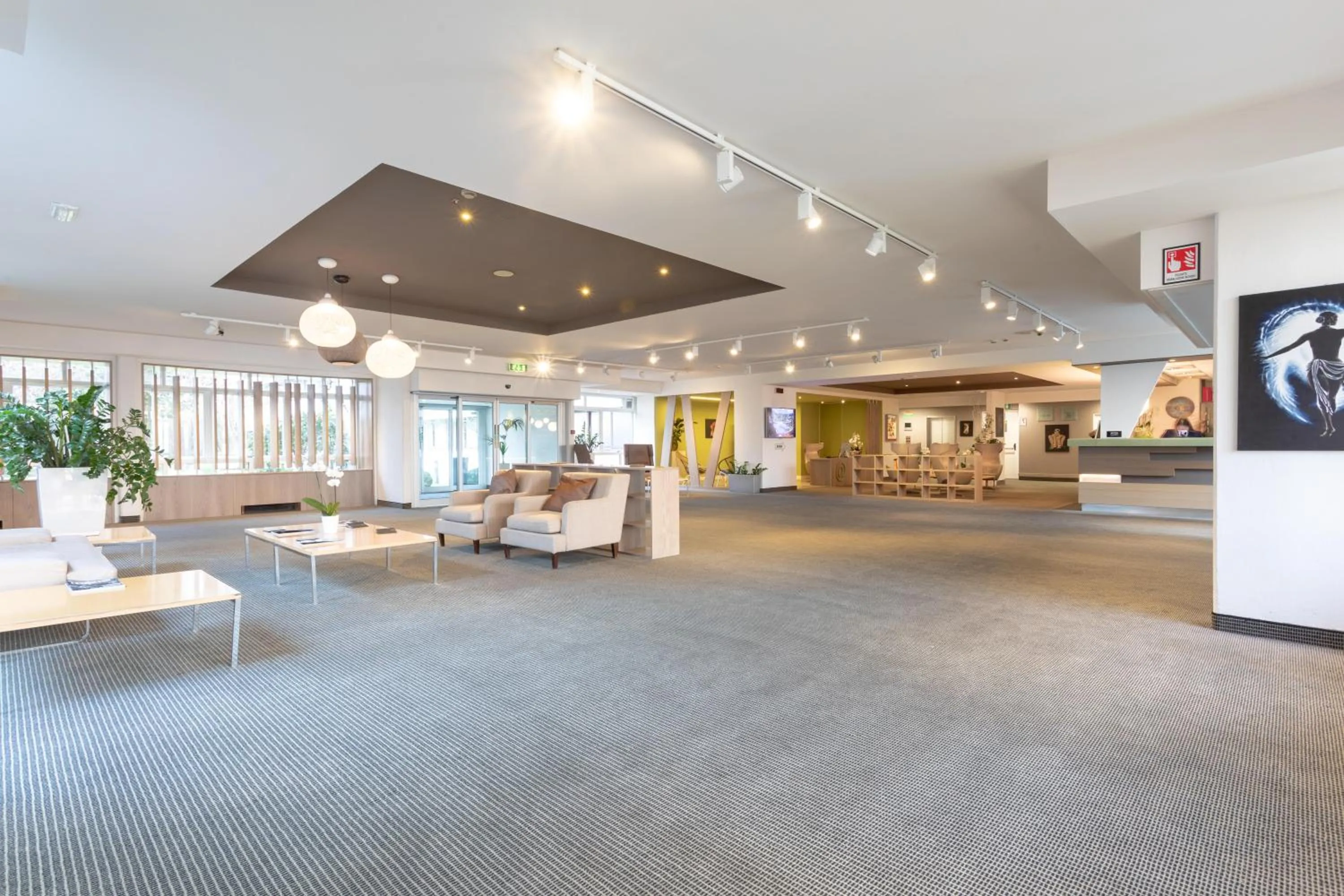 Lobby or reception in Living Place Hotel