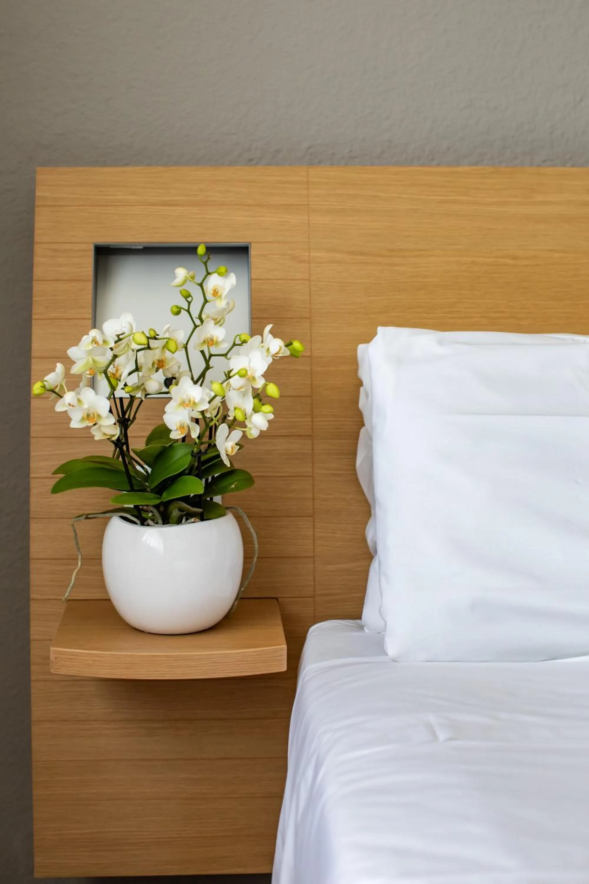 Bedroom, Bed in Living Place Hotel