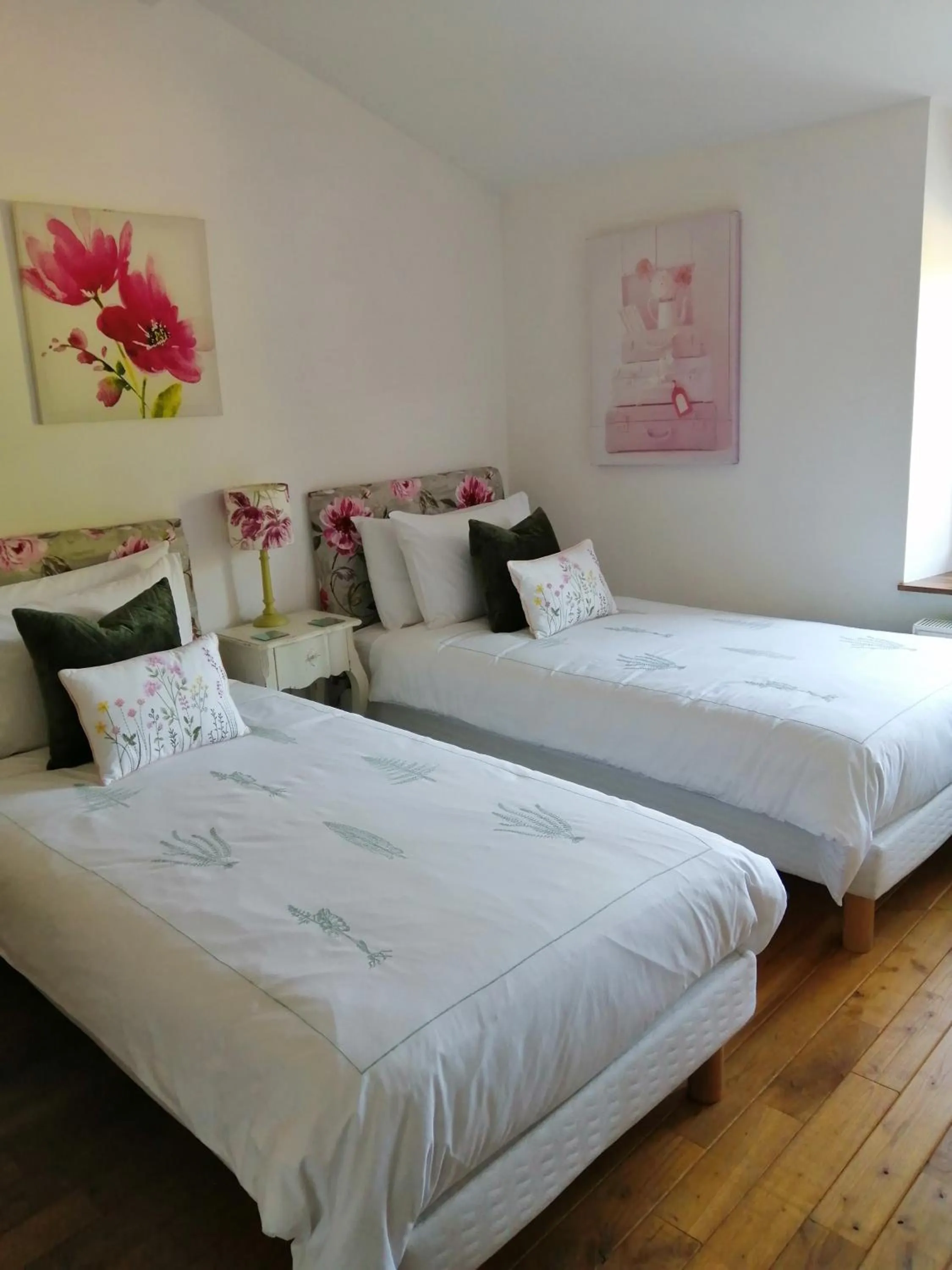 Bed in Le Grand Chemin de La Vie