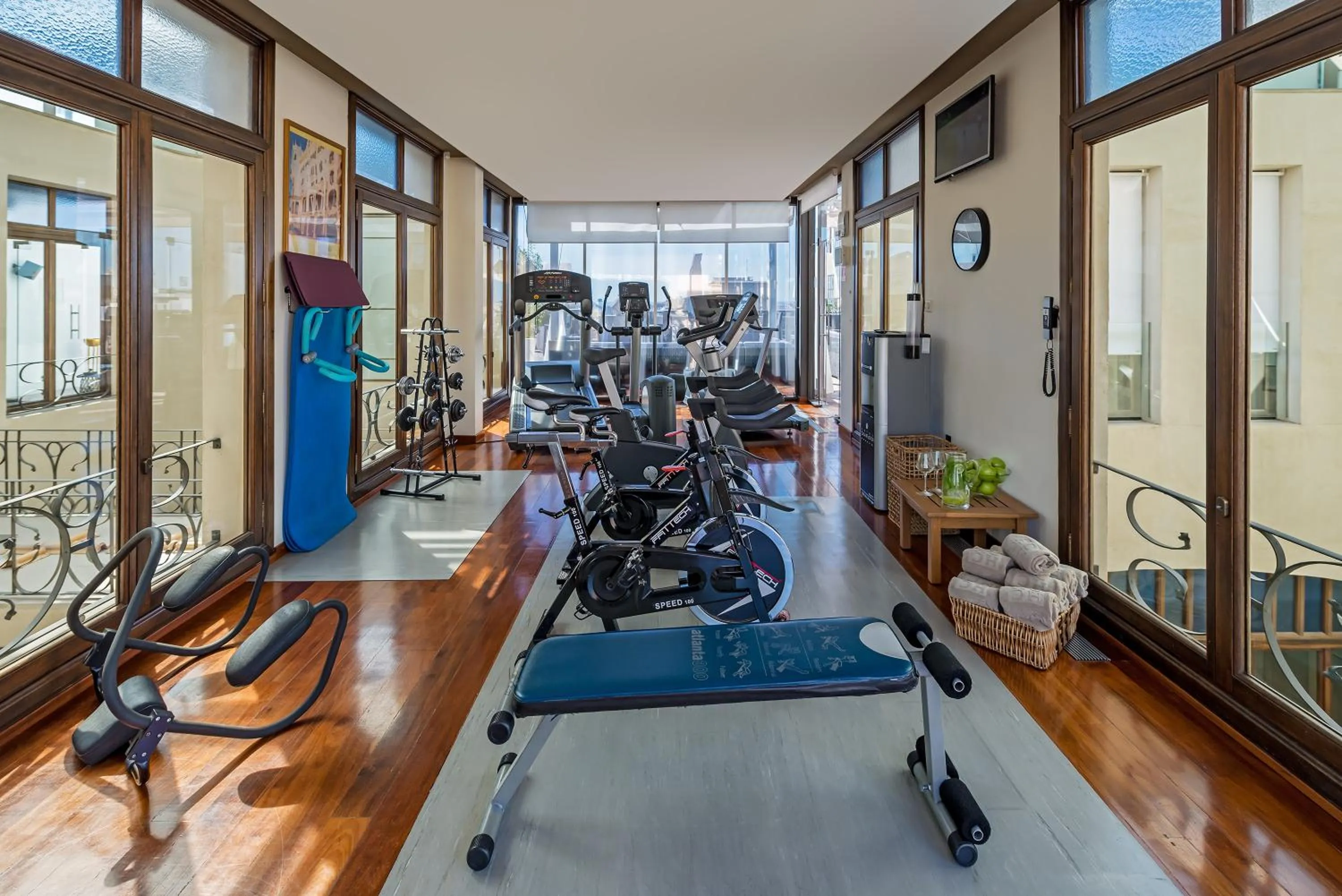 Fitness centre/facilities in Hotel Casa Fuster G.L Monumento