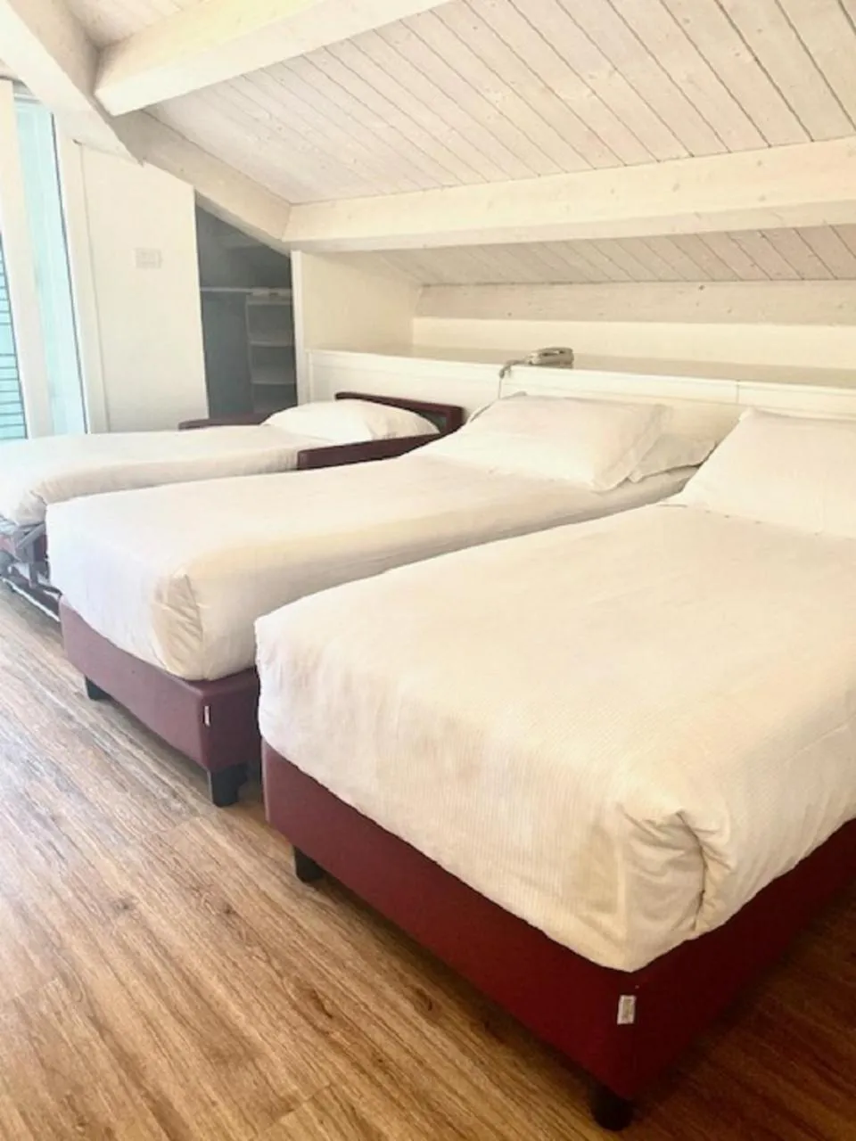 Photo of the whole room, Bed in Rimini Suite Hotel