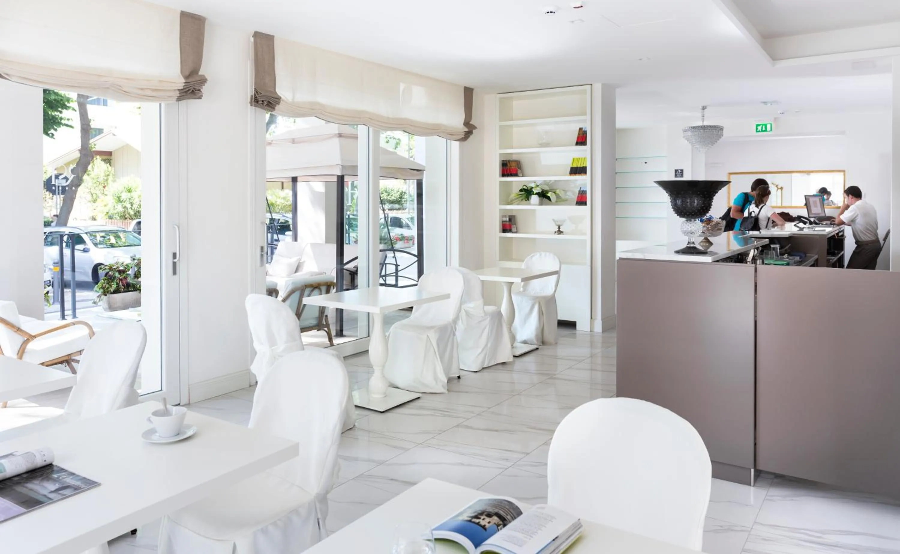 Restaurant/places to eat in Rimini Suite Hotel