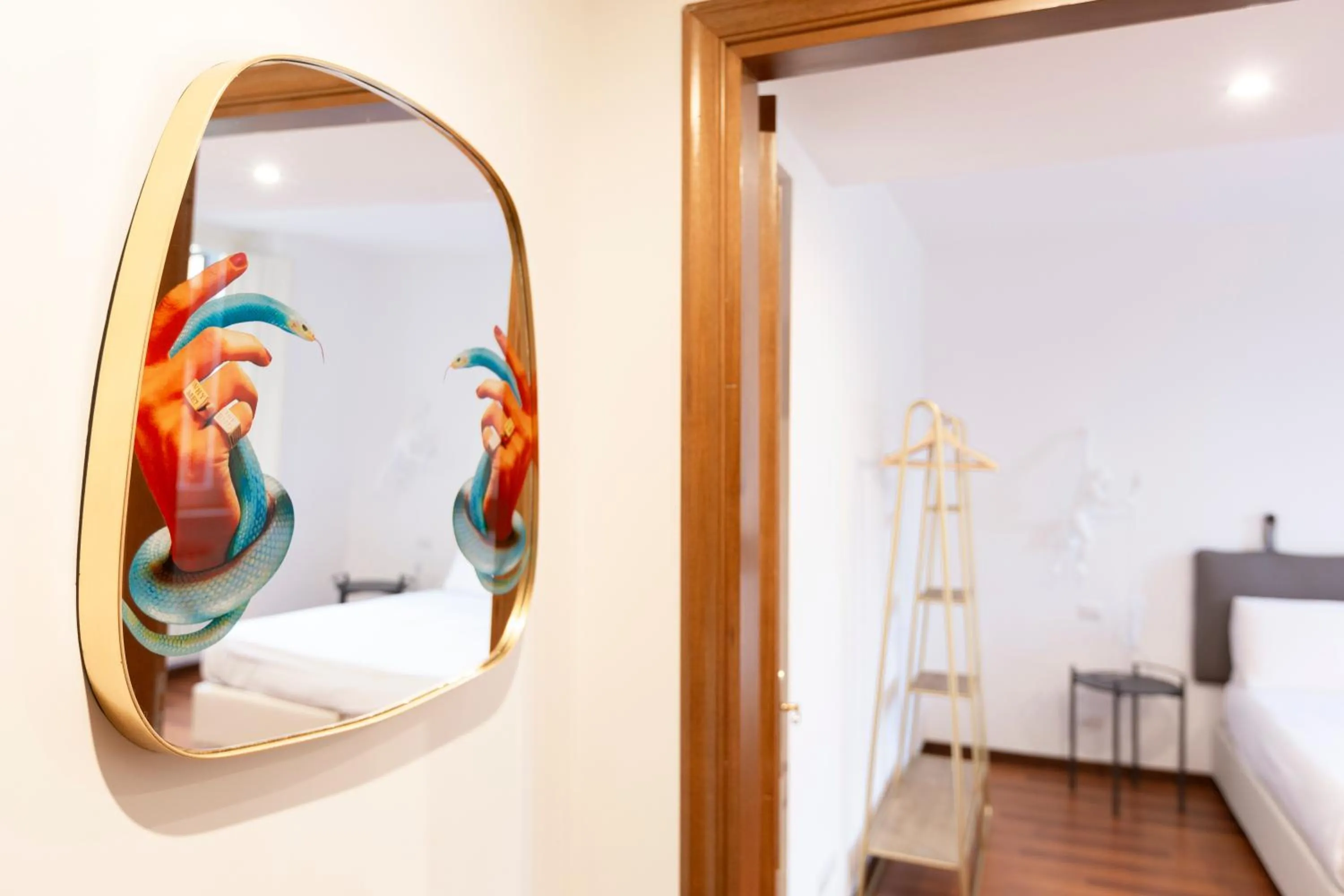 Decorative detail, Bed in LUCIANO MONTI APARTMENT