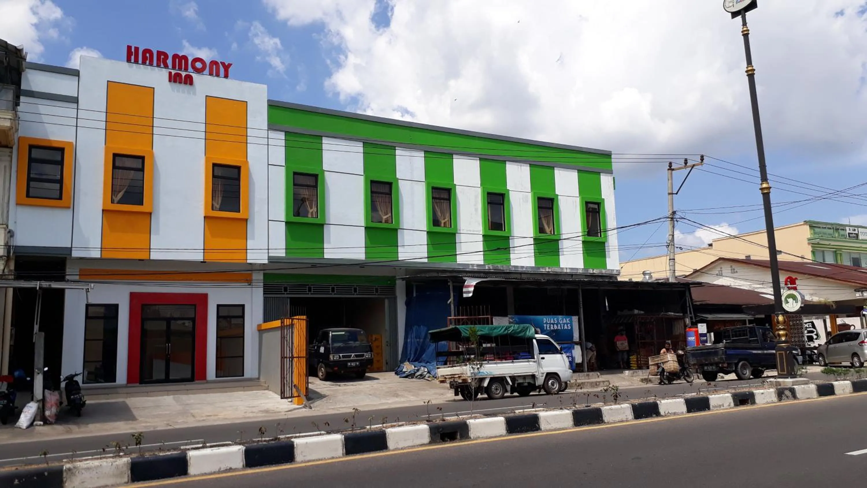 Property building in Harmony Inn Belitung - City Hotel