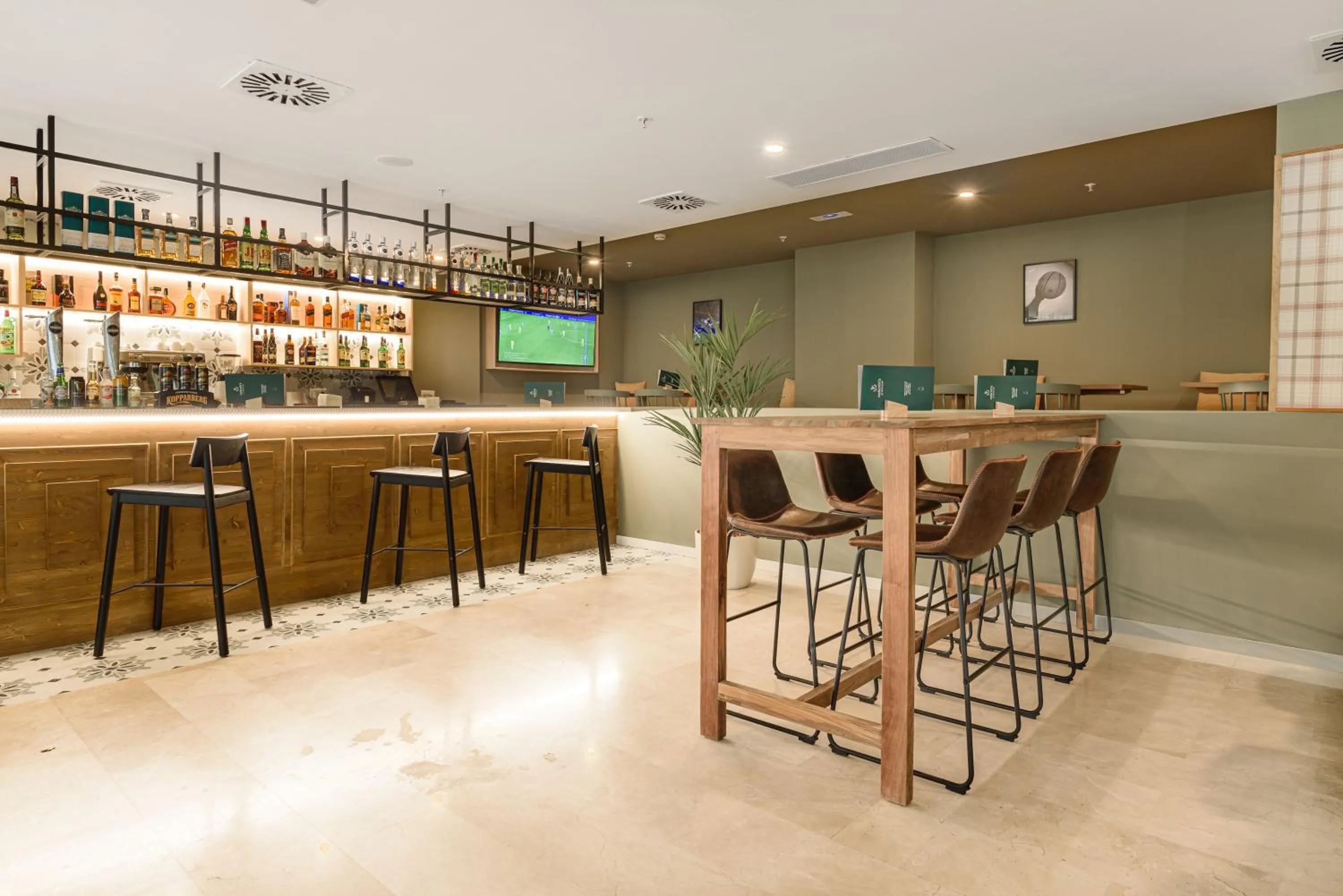Lounge or bar in FERGUS Club Palmanova Park