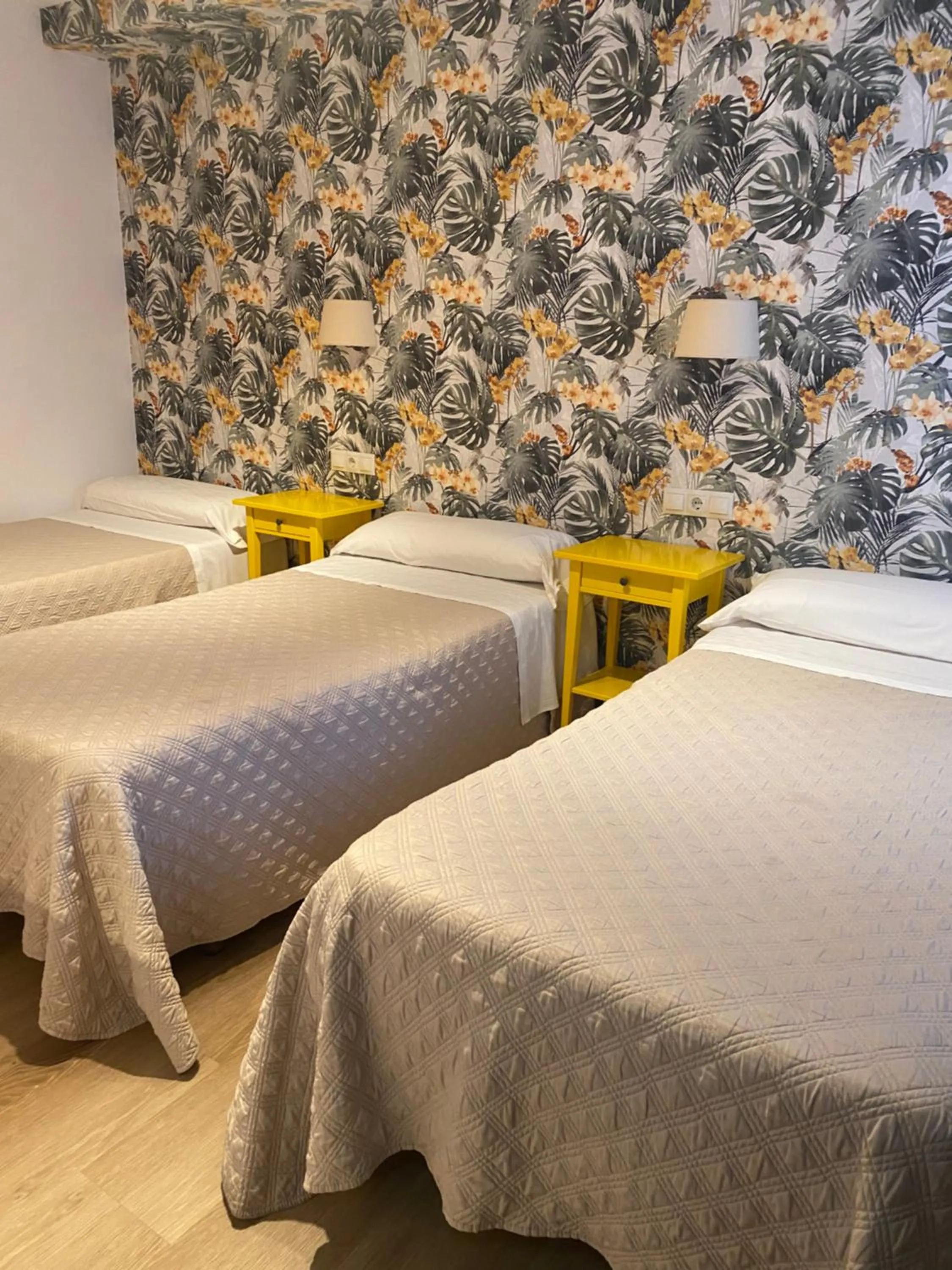 Bedroom, Bed in Hotel Ovetense