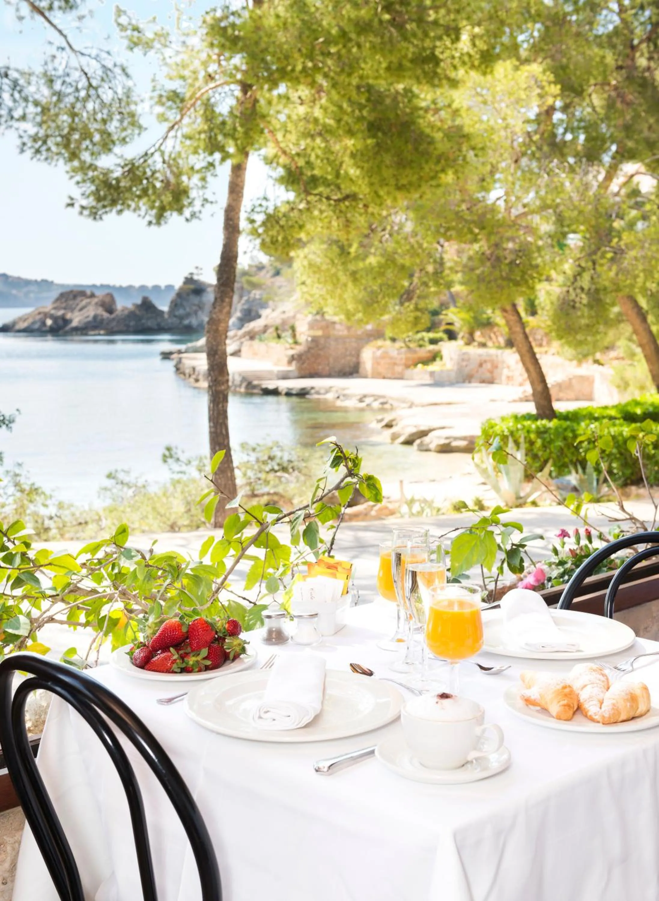 Restaurant/places to eat in Hotel Cala Fornells