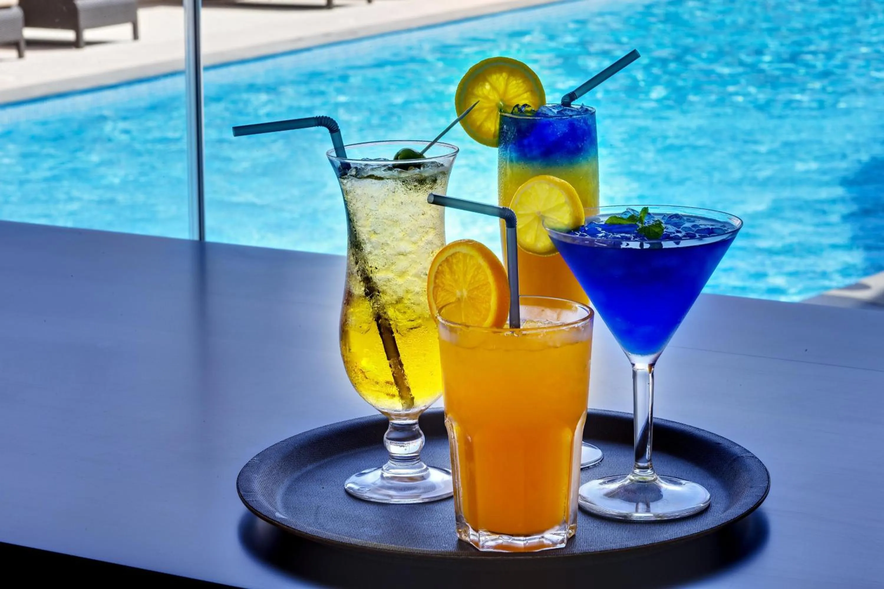Lounge or bar in Park Inn by Radisson Hotel and Residence Duqm