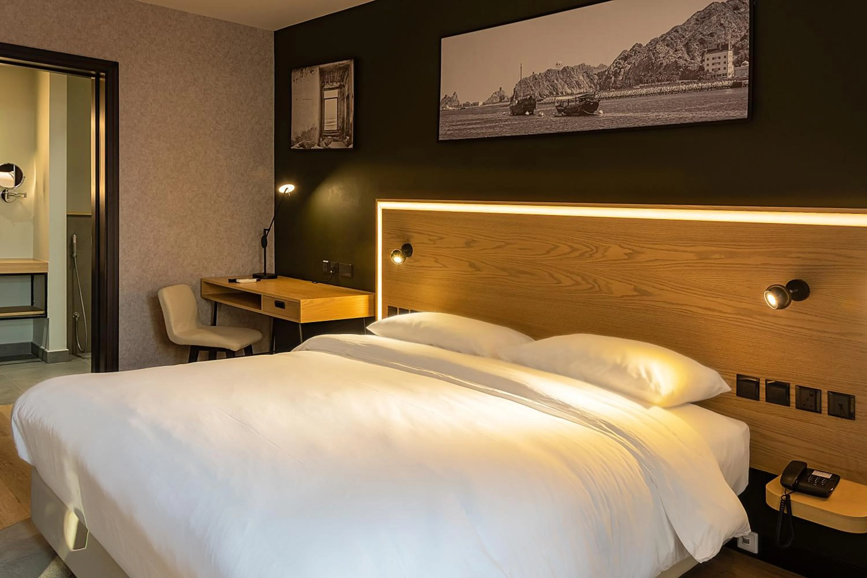 Photo of the whole room, Bed in Park Inn by Radisson Hotel and Residence Duqm