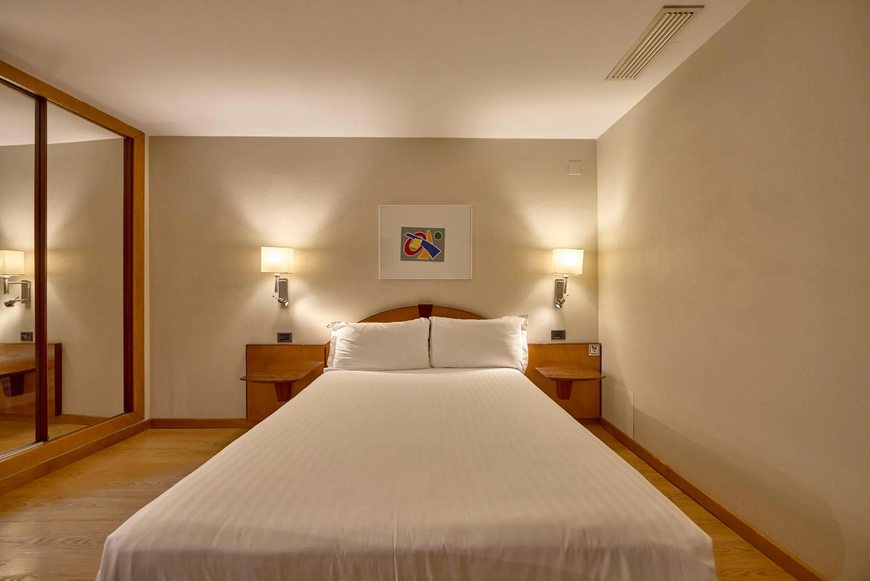 Bed in Civis Jaime I