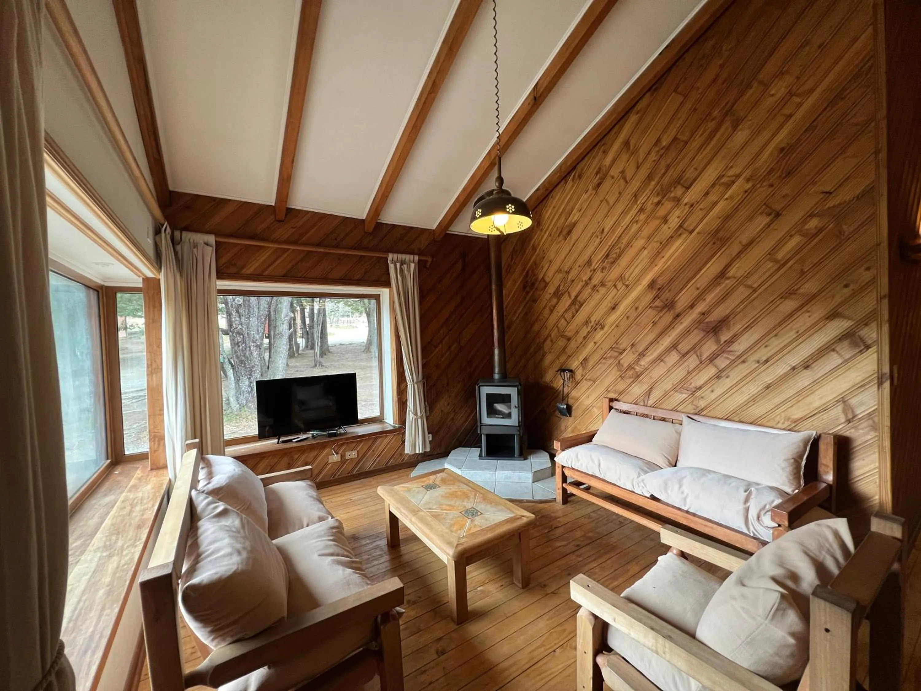 TV and multimedia in Green Baker Lodge