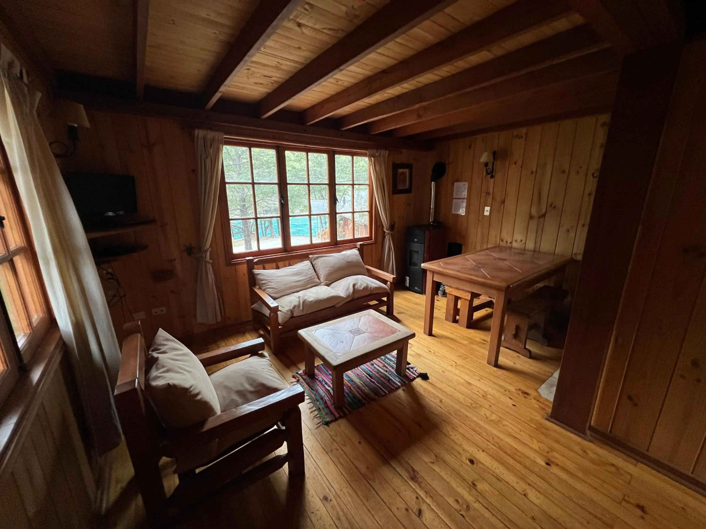 Living room in Green Baker Lodge