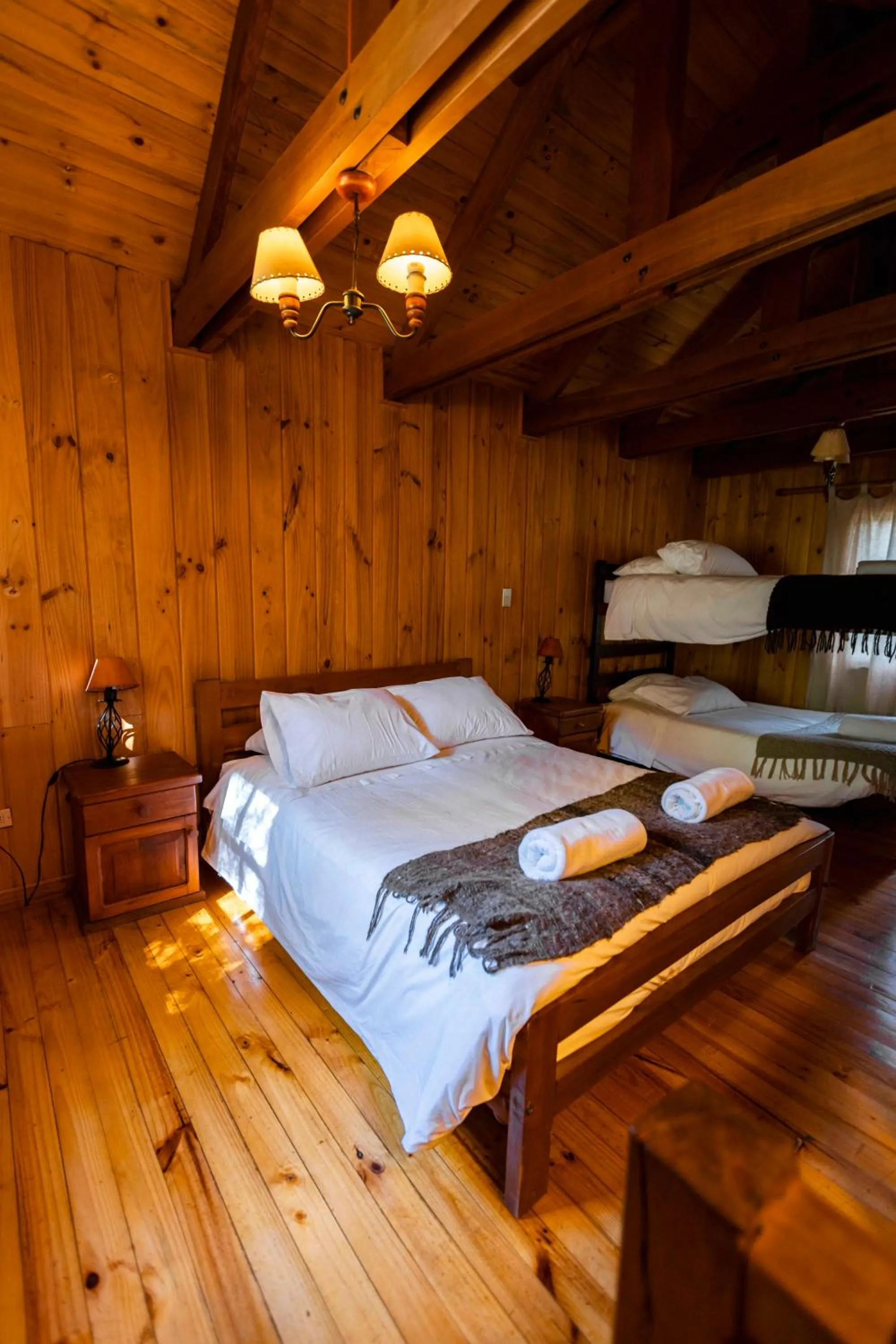 Bed in Green Baker Lodge