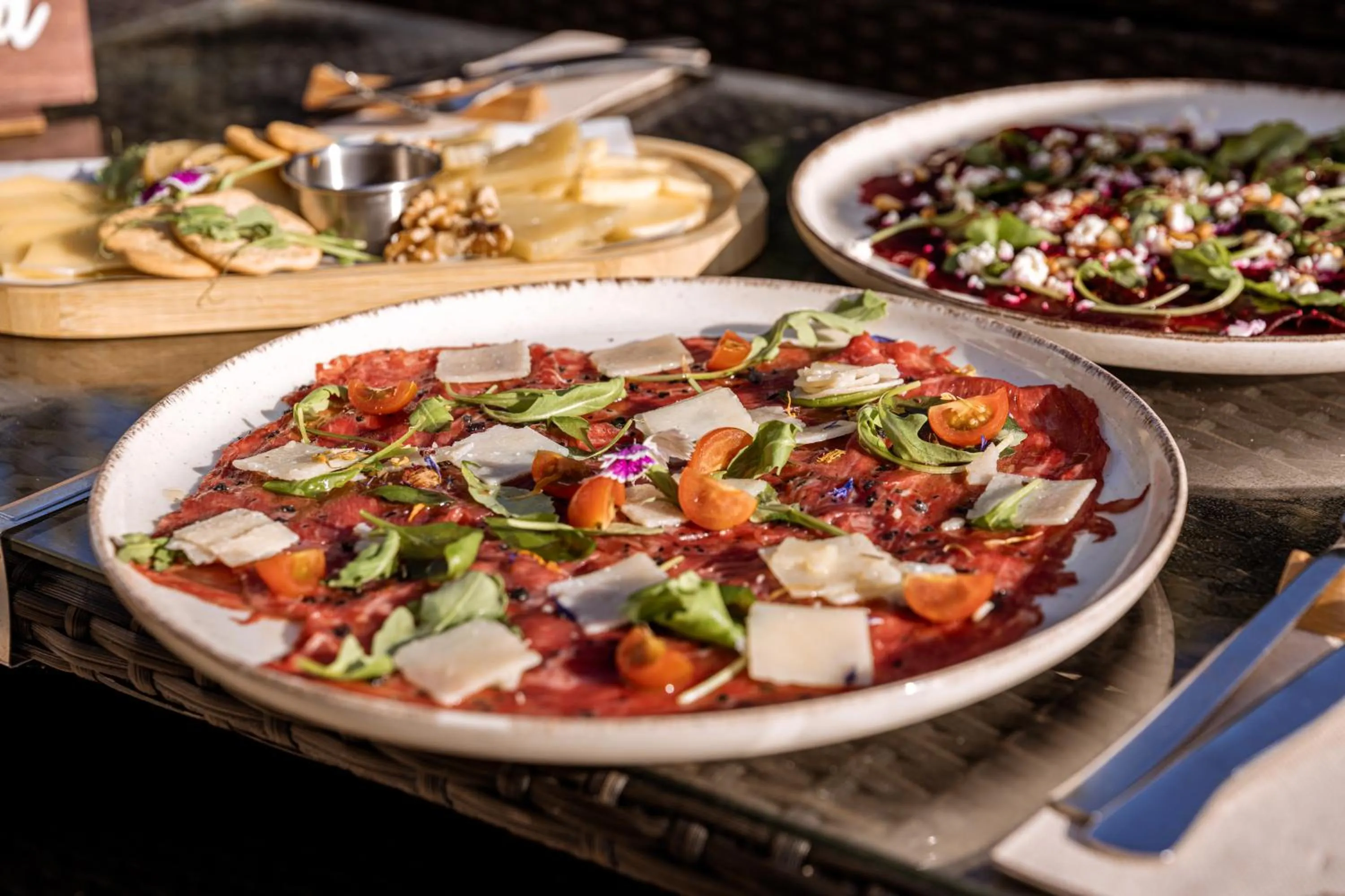 Restaurant/places to eat in Apartamentos Blancala