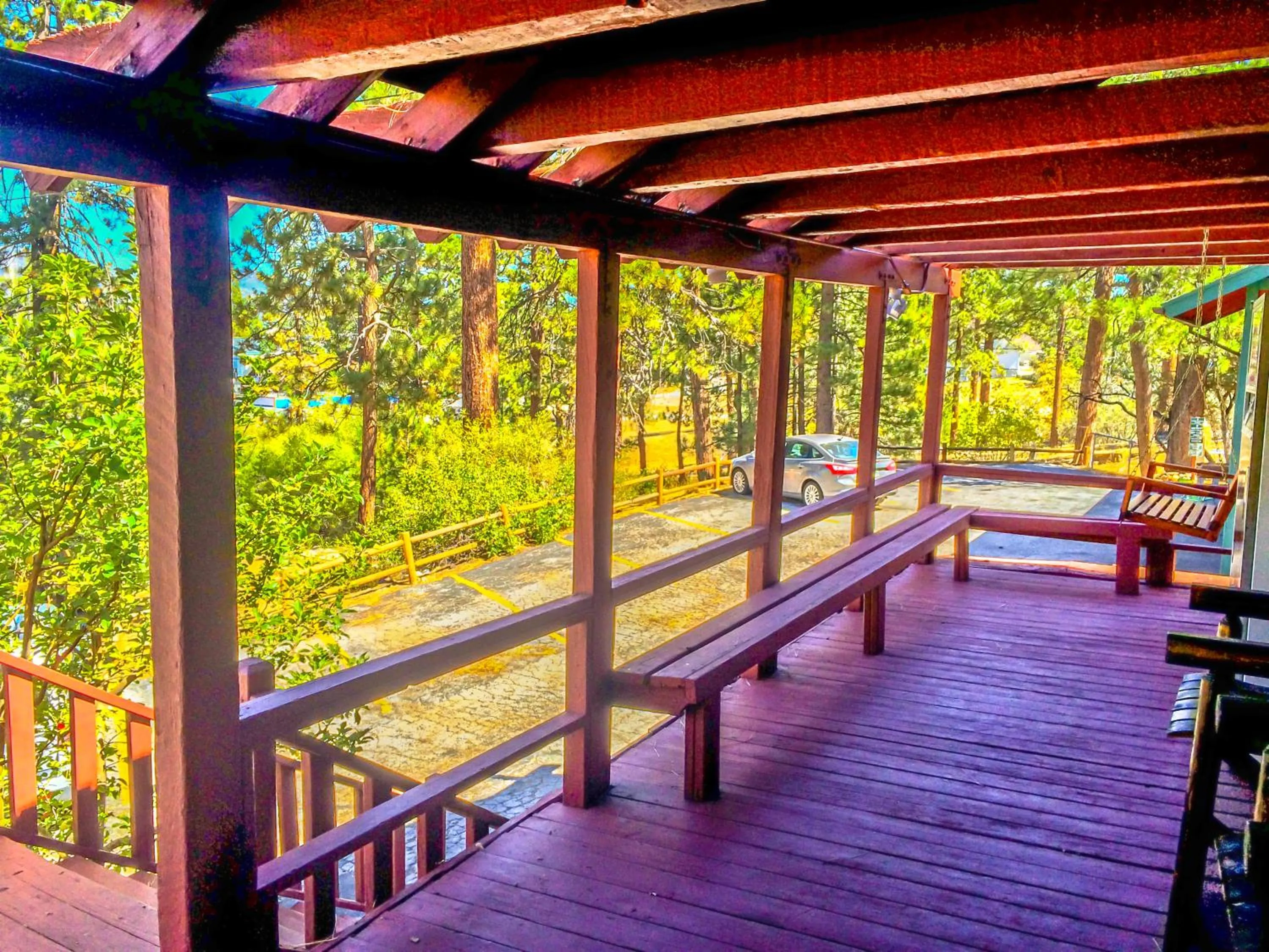 Balcony/Terrace in ITH Big Bear Lake Hostel & Lodge