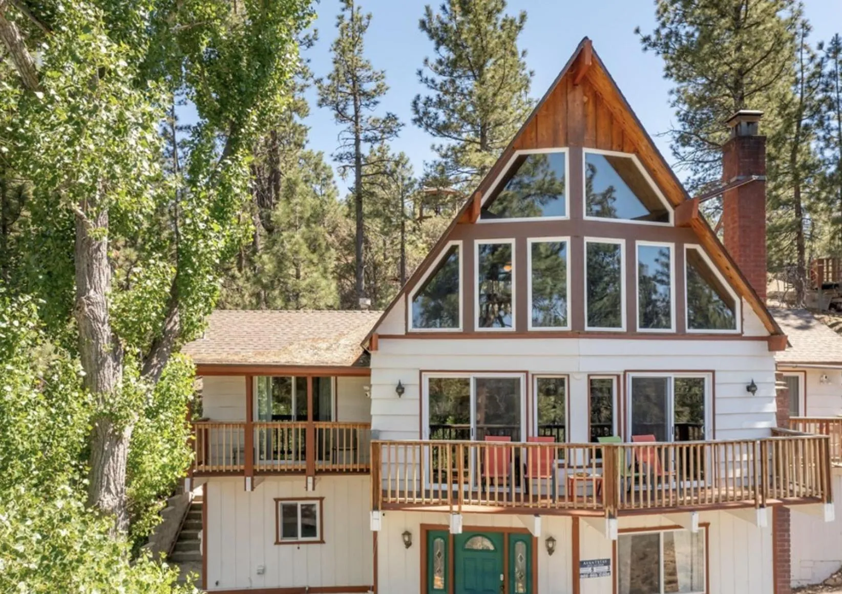 Chalet in ITH Big Bear Lake Hostel & Lodge