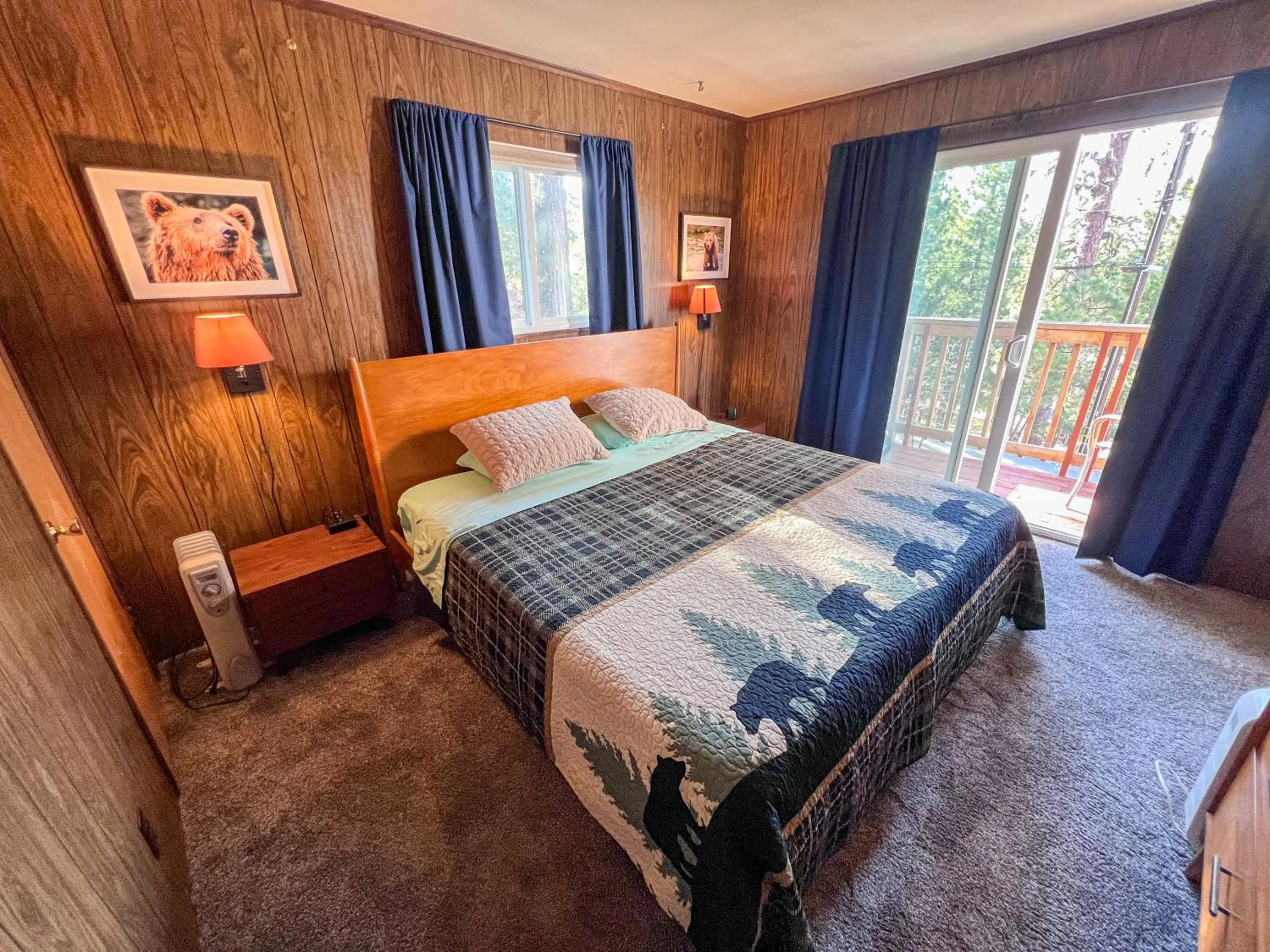 Bedroom, Bed in ITH Big Bear Lake Hostel & Lodge