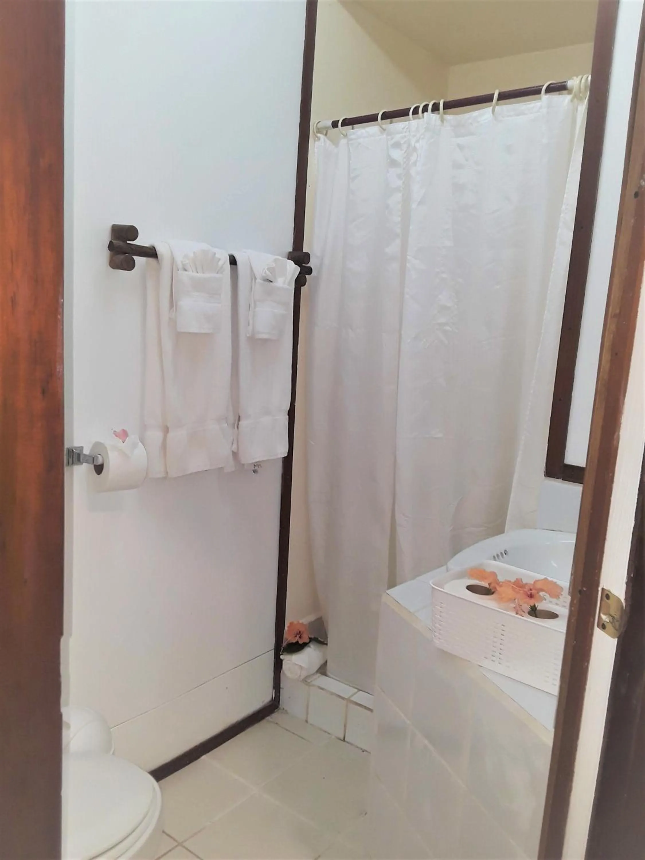 Bathroom in Maya Mountain Lodge