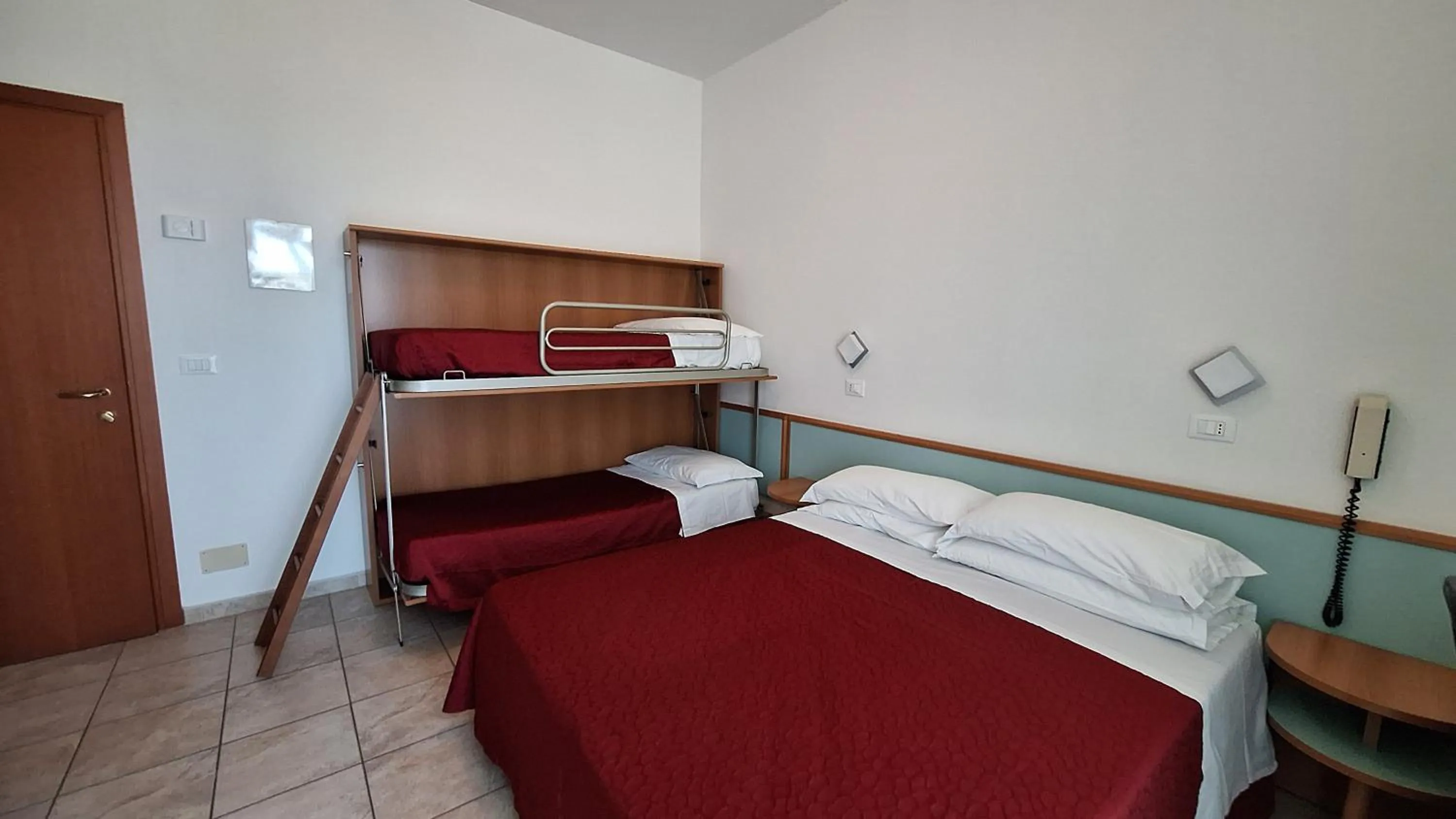 Bedroom, Bed in Hotel Massimo